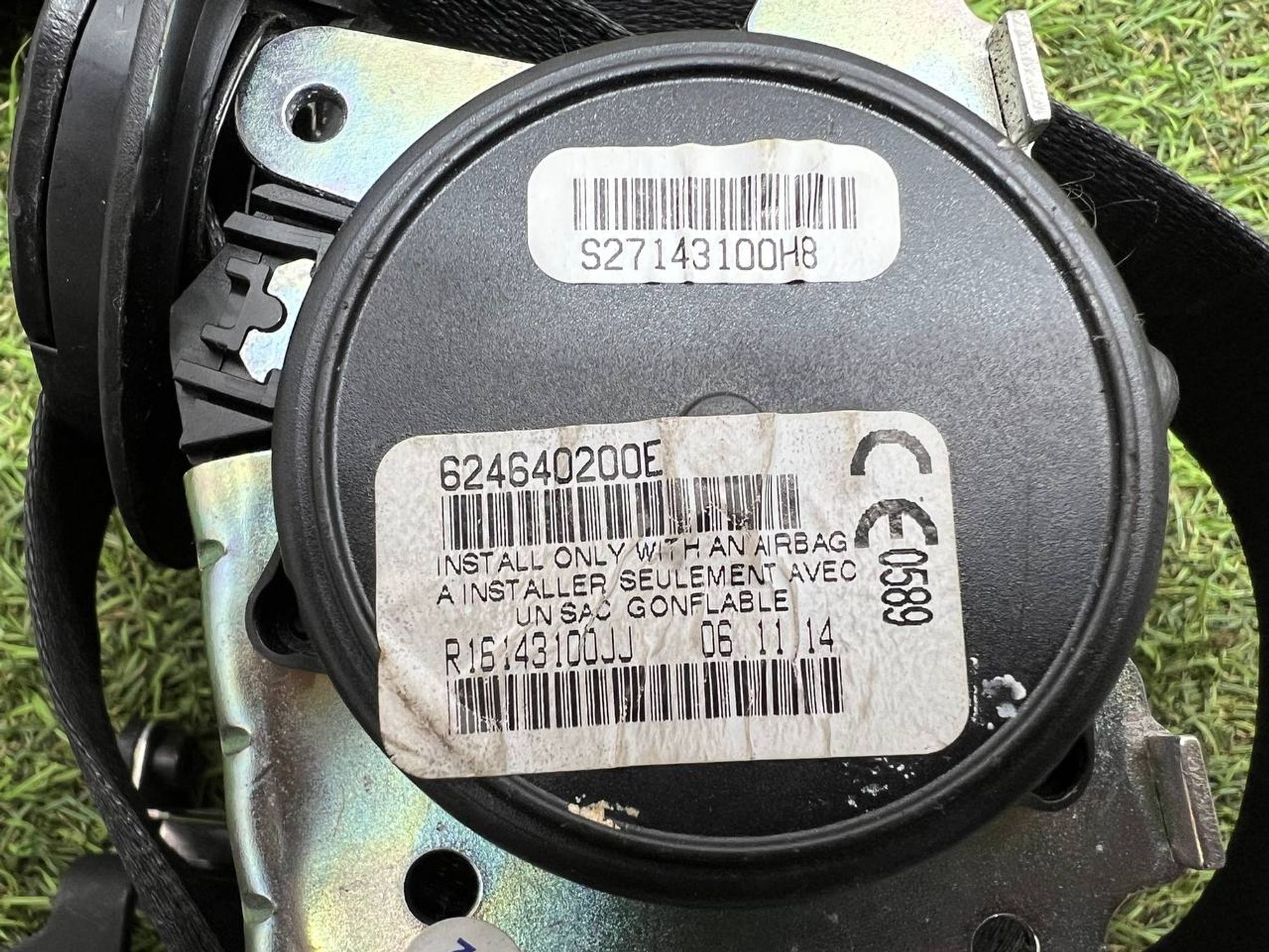 https://ycs.partsauto.market/partsauto-images/thmbs/userImages/h353NjtZg3VDP19b5HMt7LlpbQ93/part/1d05c756-98d0-4e6a-8cfb-cb7017bd826b_1711711523511.jpg