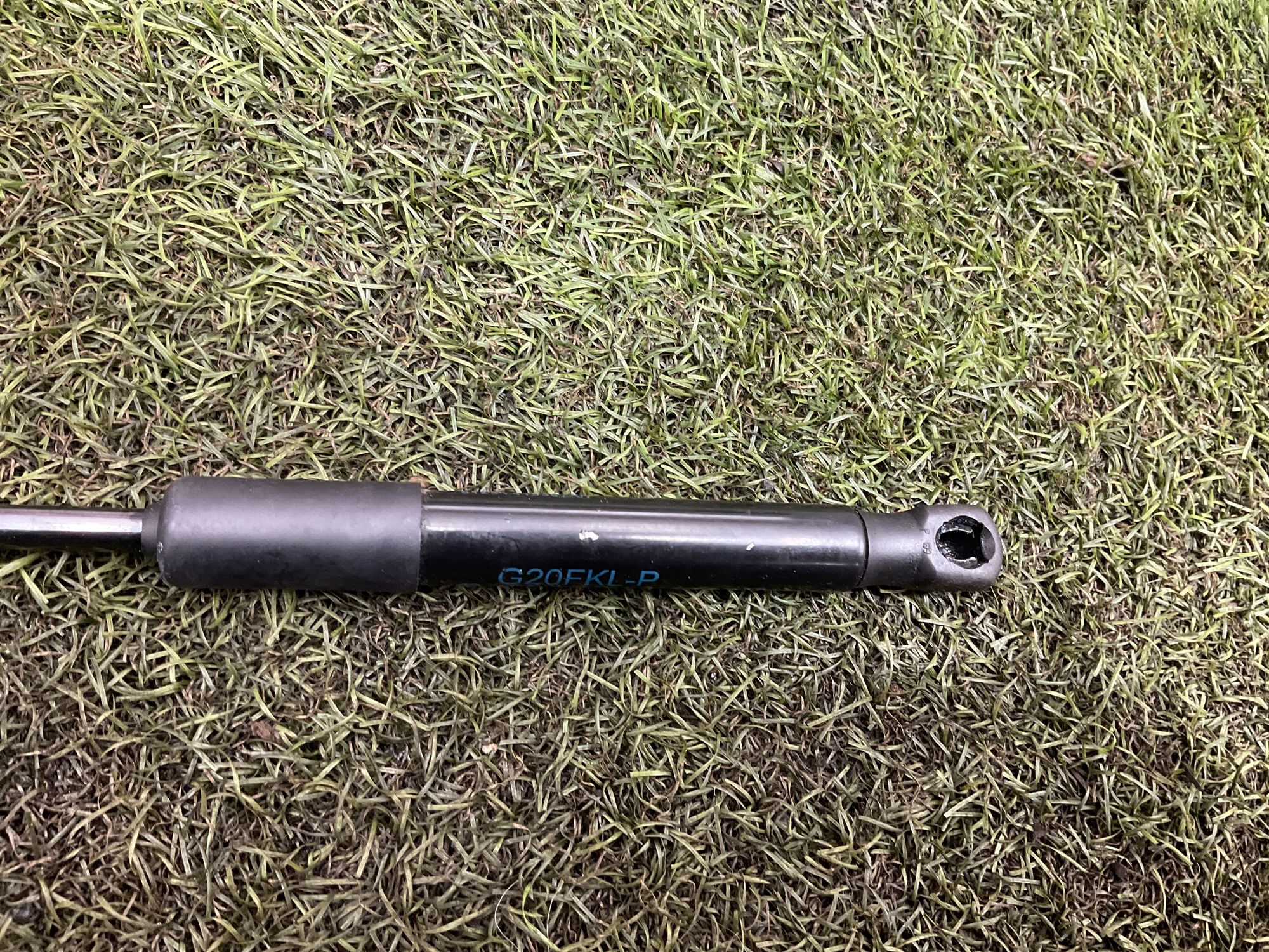 Амортизатор капота BMW M3, G80 2023, 1000 рублей, Москва