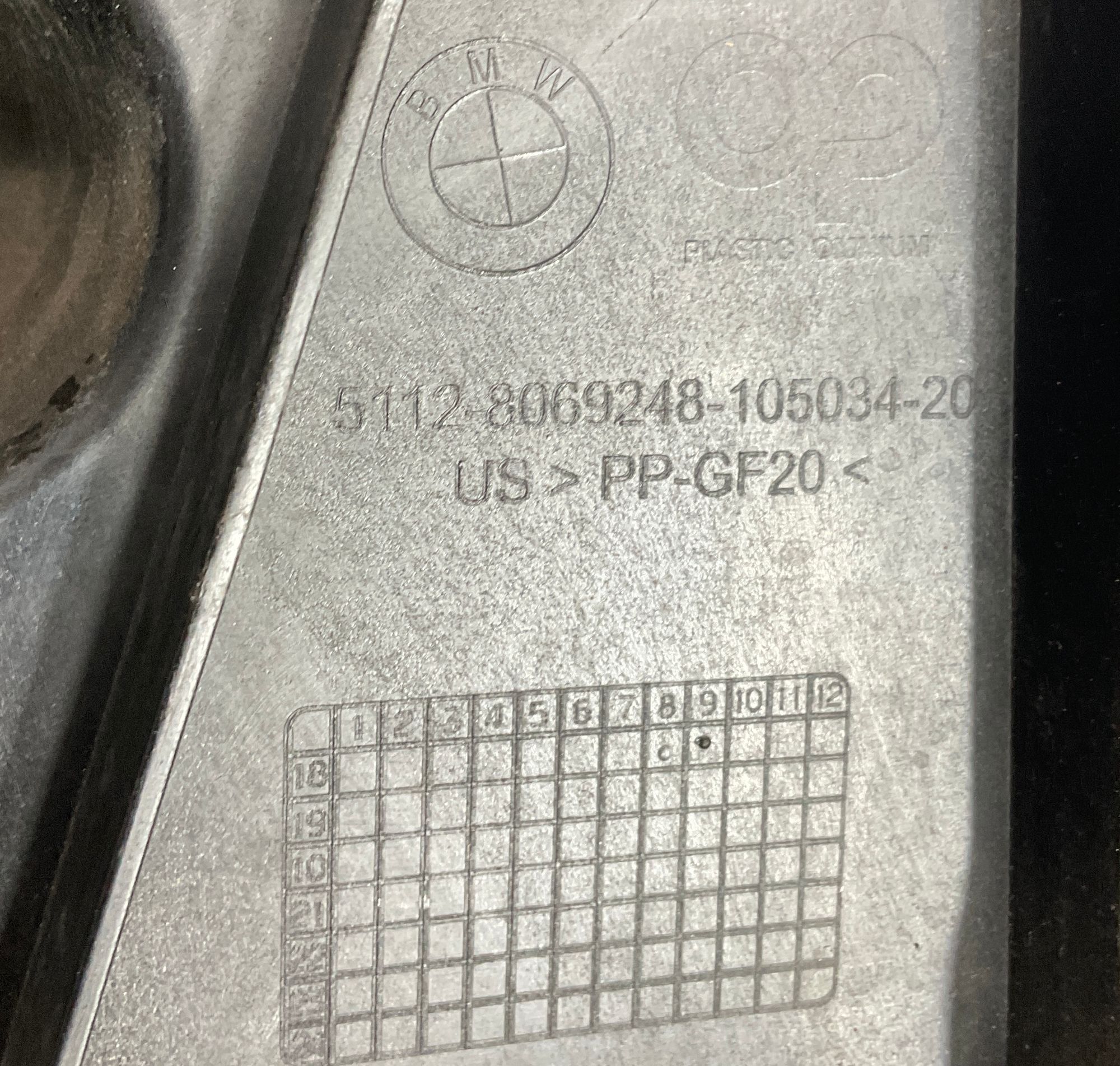 https://ycs.partsauto.market/partsauto-images/thmbs/userImages/h353NjtZg3VDP19b5HMt7LlpbQ93/part/1d53781d-1ba7-4fb4-b597-61814528d650_1742387537705.jpg