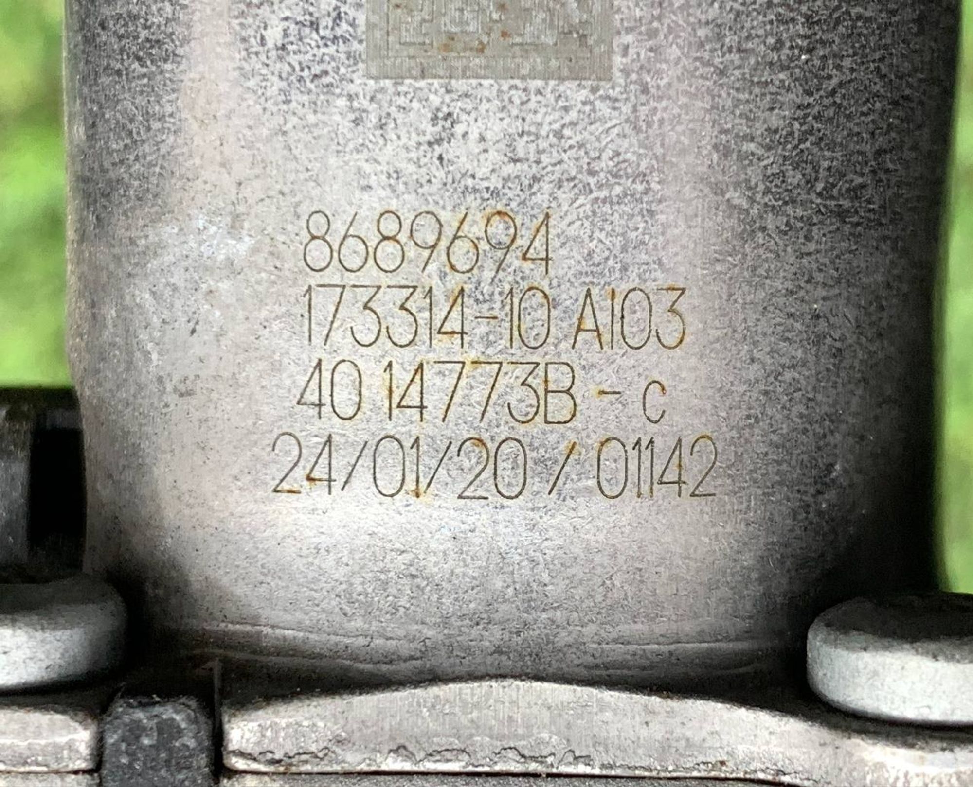 https://ycs.partsauto.market/partsauto-images/thmbs/userImages/h353NjtZg3VDP19b5HMt7LlpbQ93/part/1d9c3e17-bc5c-4ba7-90fc-68e7b7816a4f_1708689575746.jpg