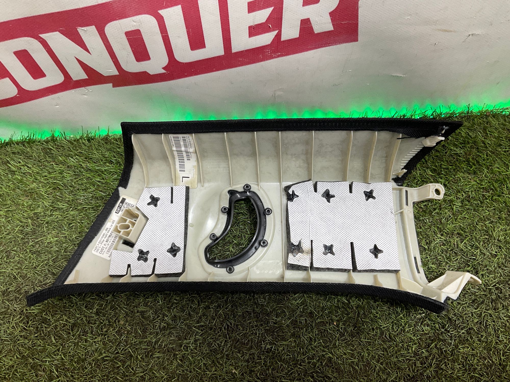 Накладка стойки салона задняя левая BMW X5 G05 2022, 2000 рублей, Москва