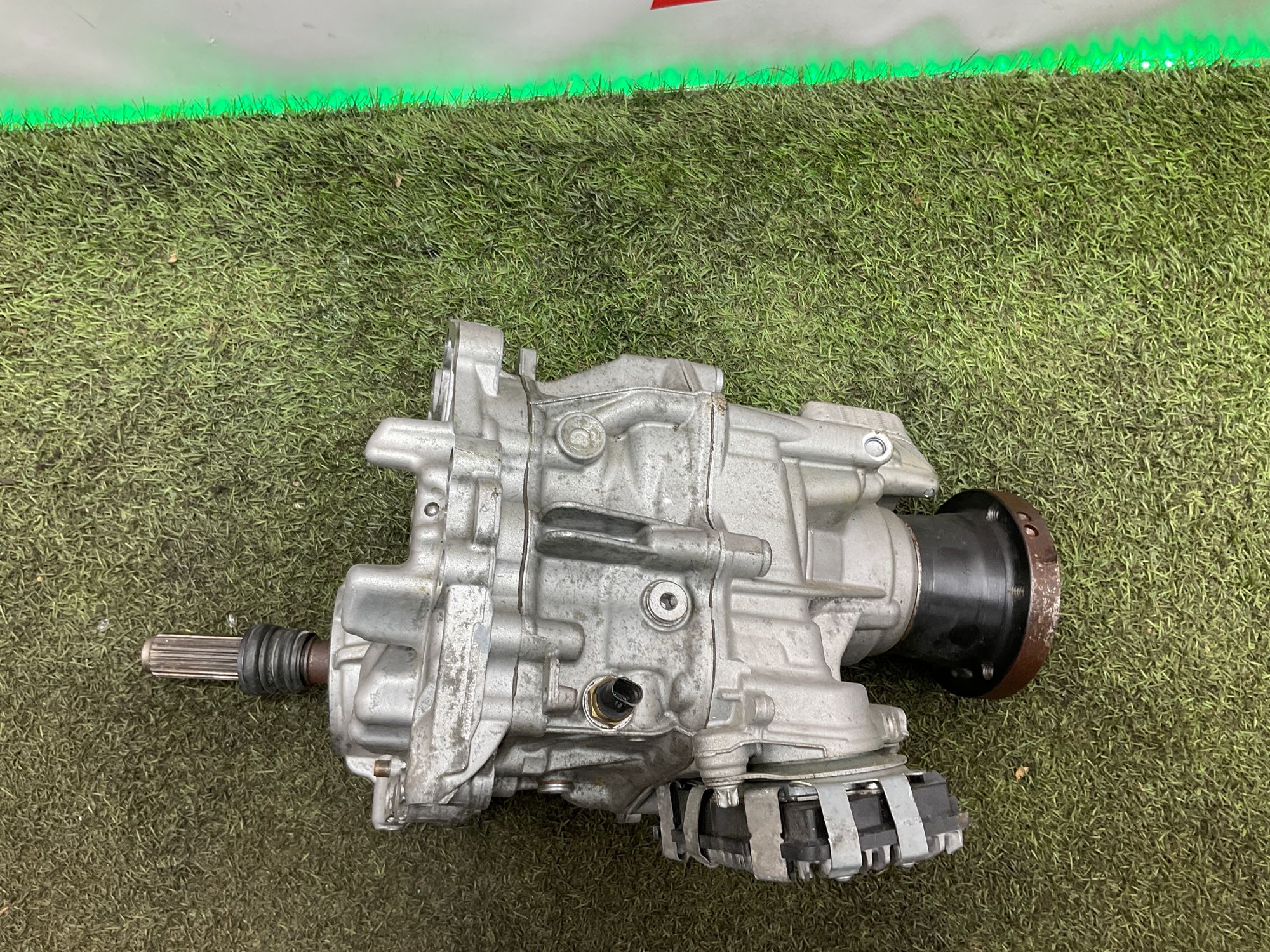 Раздатка Mercedes-Benz AMG GT, 350000 рублей, Москва