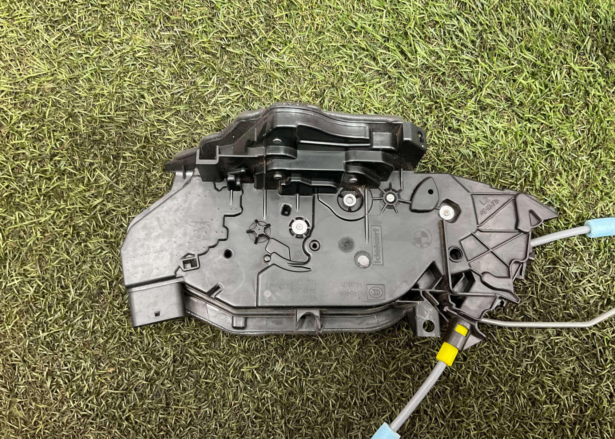 Замок двери задний левый BMW 3 серия, G20/G21 2018, 2000 рублей, Москва