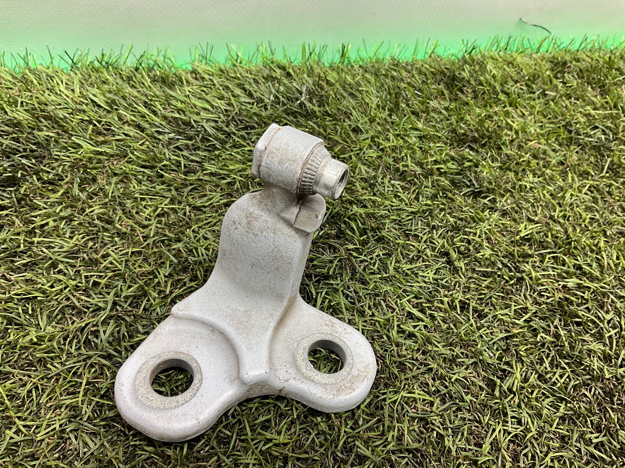 Петля двери правой задней Land Rover Defender II L663 2023, 5000 рублей, Москва