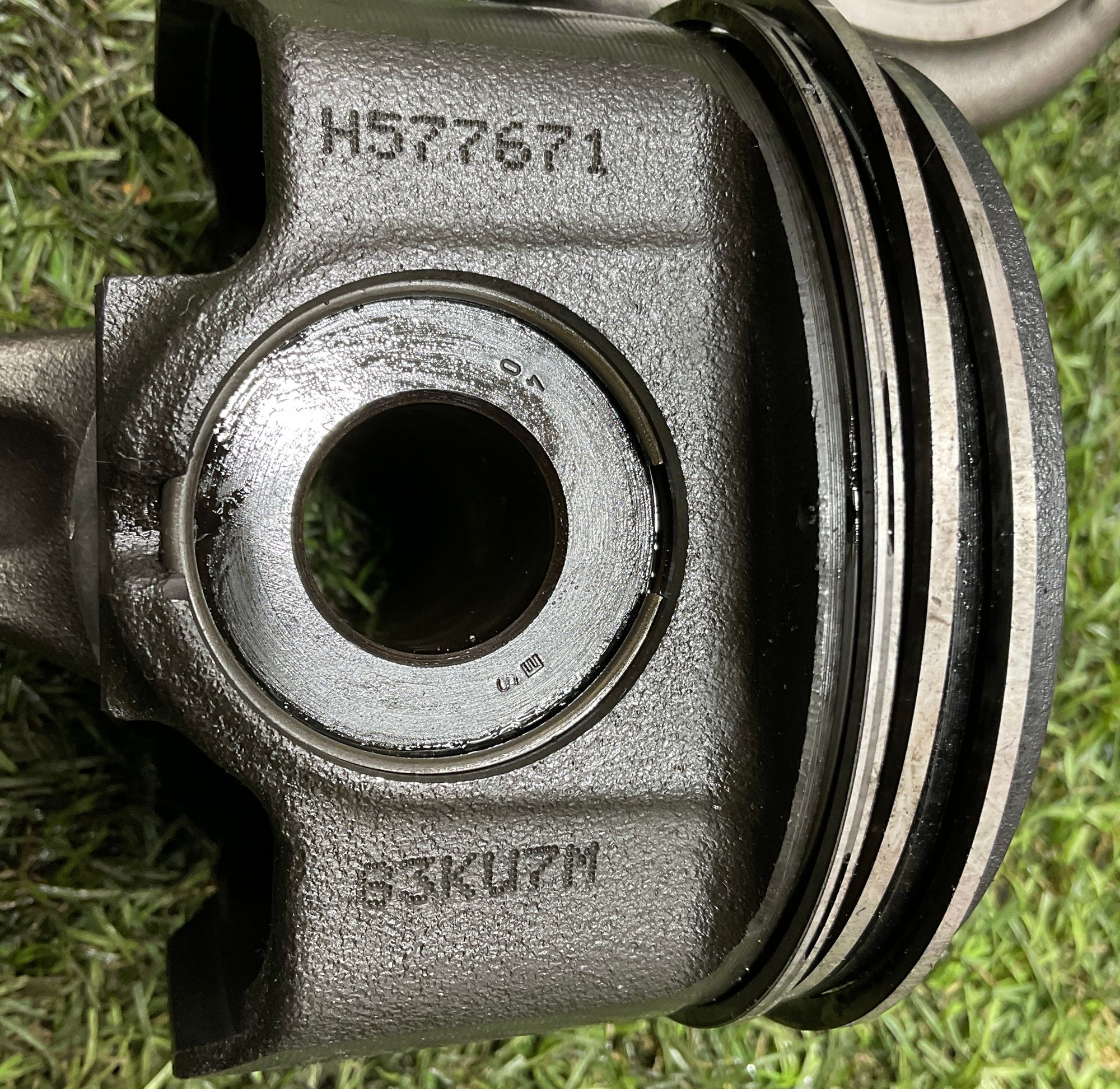 Поршень с шатуном 2.0 AJ200 Land Rover Defender II L663 2022, 15000 рублей, Москва