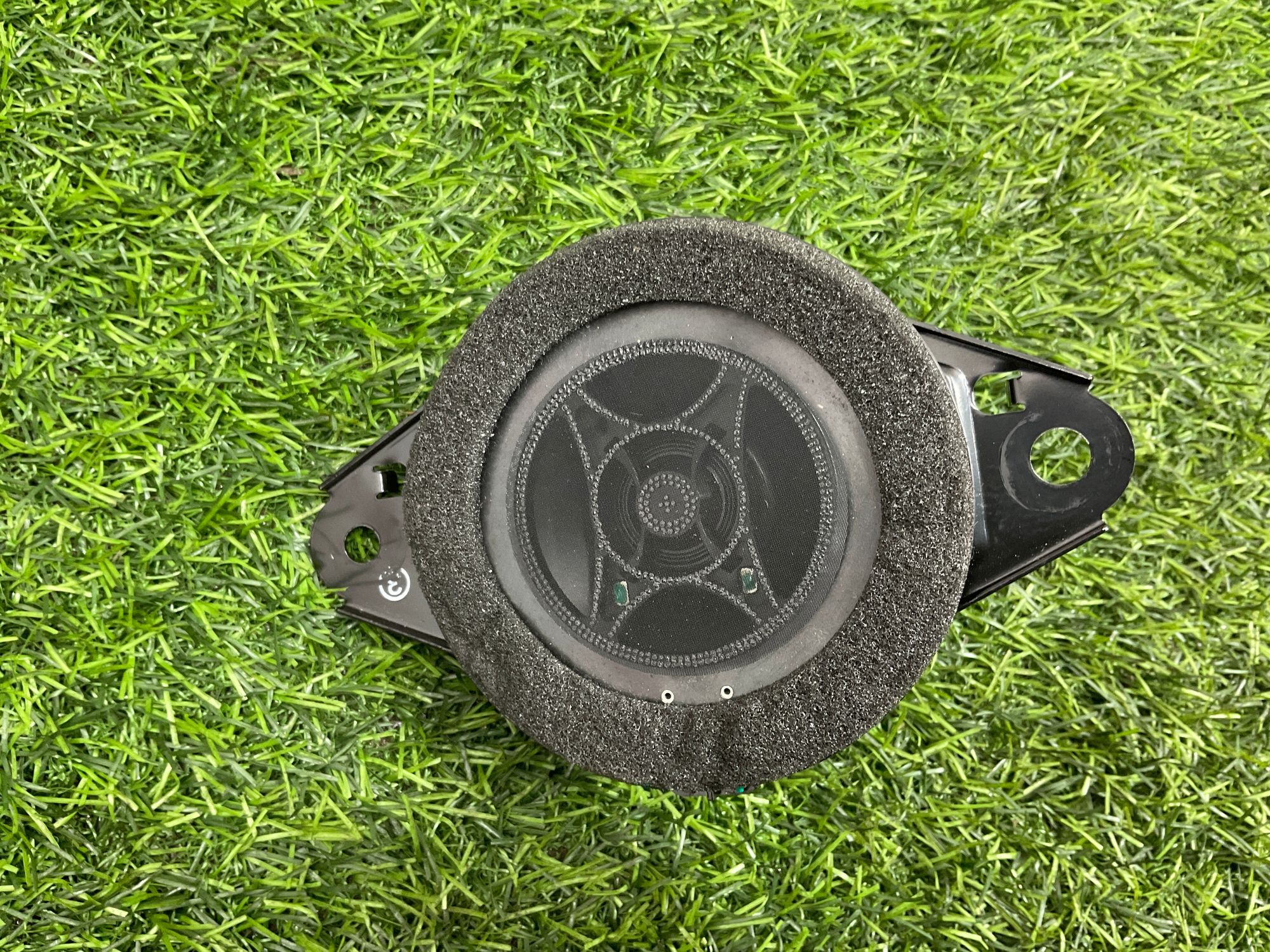 https://ycs.partsauto.market/partsauto-images/thmbs/userImages/h353NjtZg3VDP19b5HMt7LlpbQ93/part/1ee40f8f-9127-441a-b5e7-46f58afc13f3_1738742704504.jpg