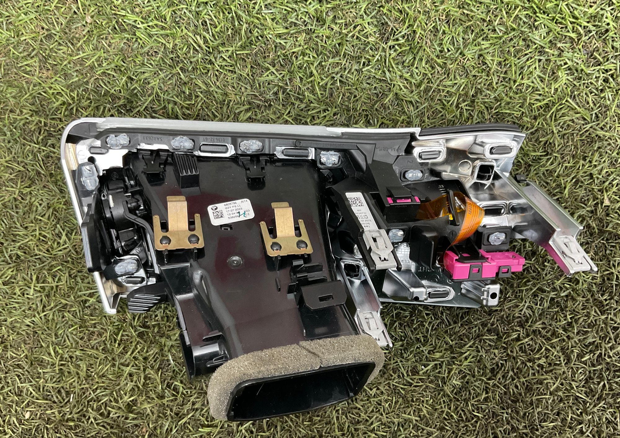 Дефлектор торпеды левый BMW M3, G80 2023, 3000 рублей, Москва