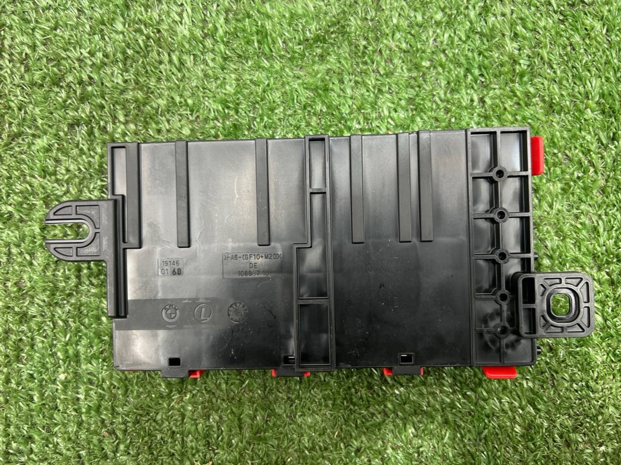 https://ycs.partsauto.market/partsauto-images/thmbs/userImages/h353NjtZg3VDP19b5HMt7LlpbQ93/part/1f568ede-133f-407e-8320-11168bd40bd2_1731062359161.jpg