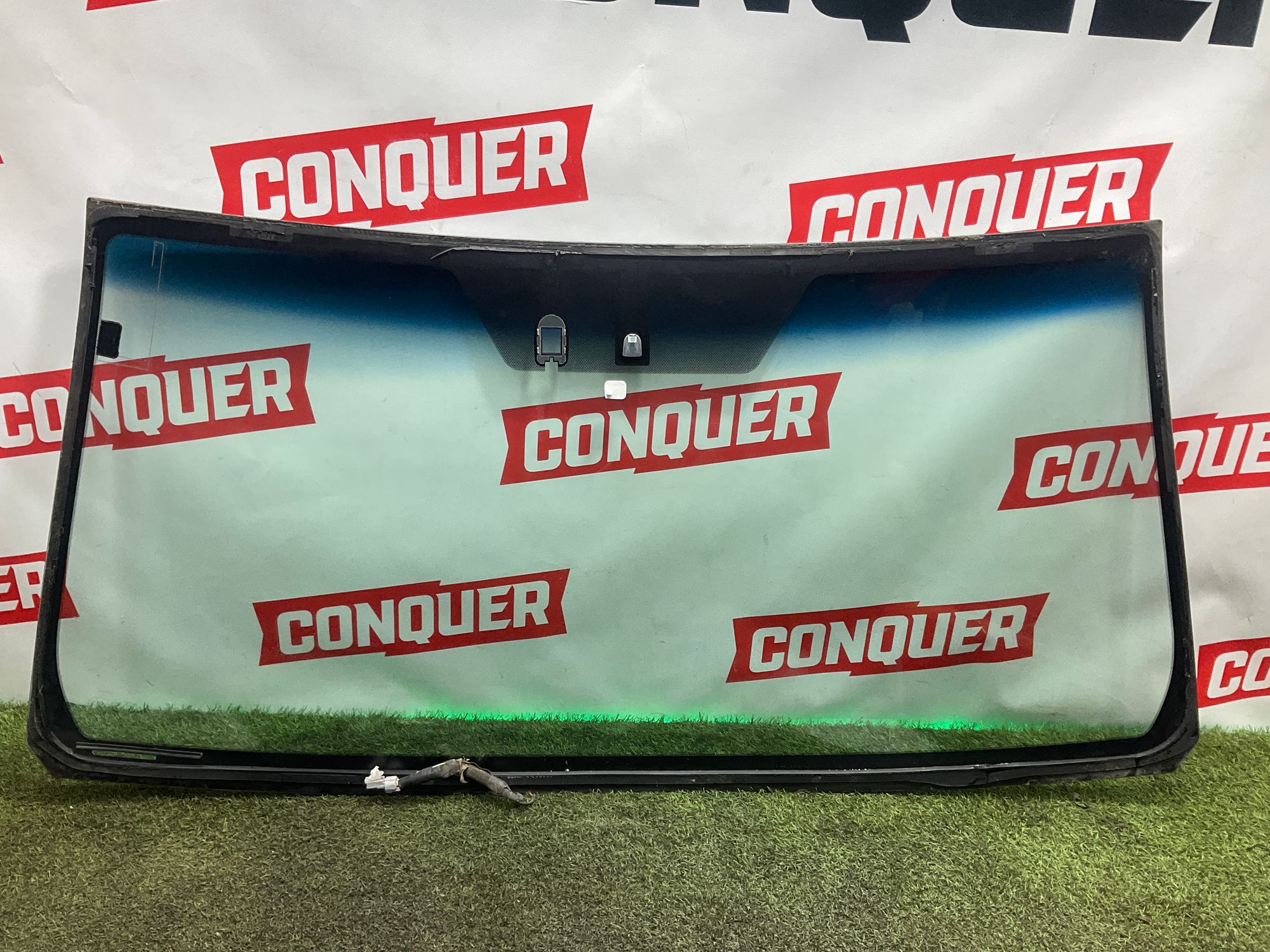 Лобовое стекло Toyota Land Cruiser 200 рестайлинг 2017 год, 20000 рублей, Москва