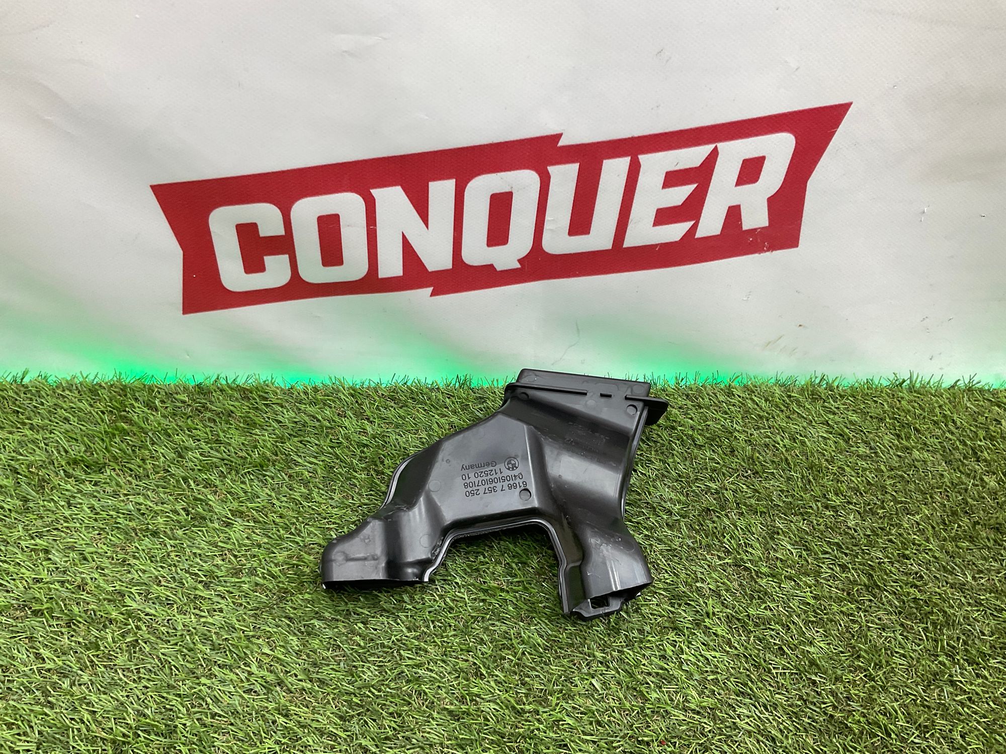 Водосток капота BMW 5 серия, G30/G31 рестайлинг, 1000 рублей, Москва