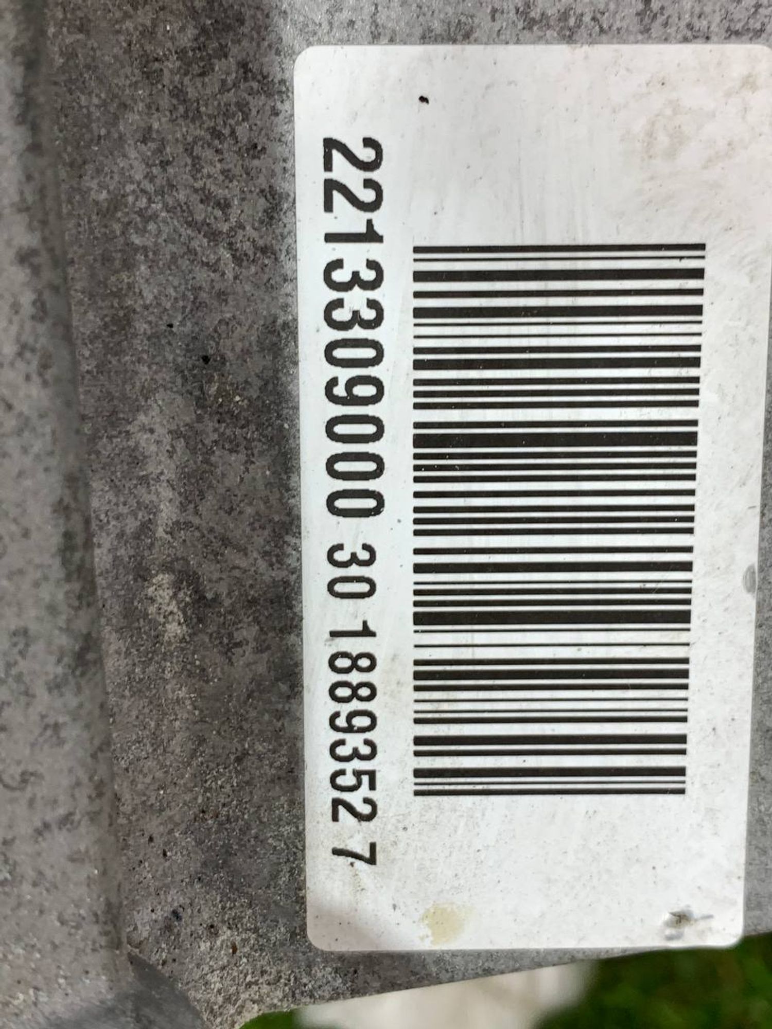 https://ycs.partsauto.market/partsauto-images/thmbs/userImages/h353NjtZg3VDP19b5HMt7LlpbQ93/part/20ab8d37-4db8-4d66-a9c4-92b26f93def7_1714376005713.jpg