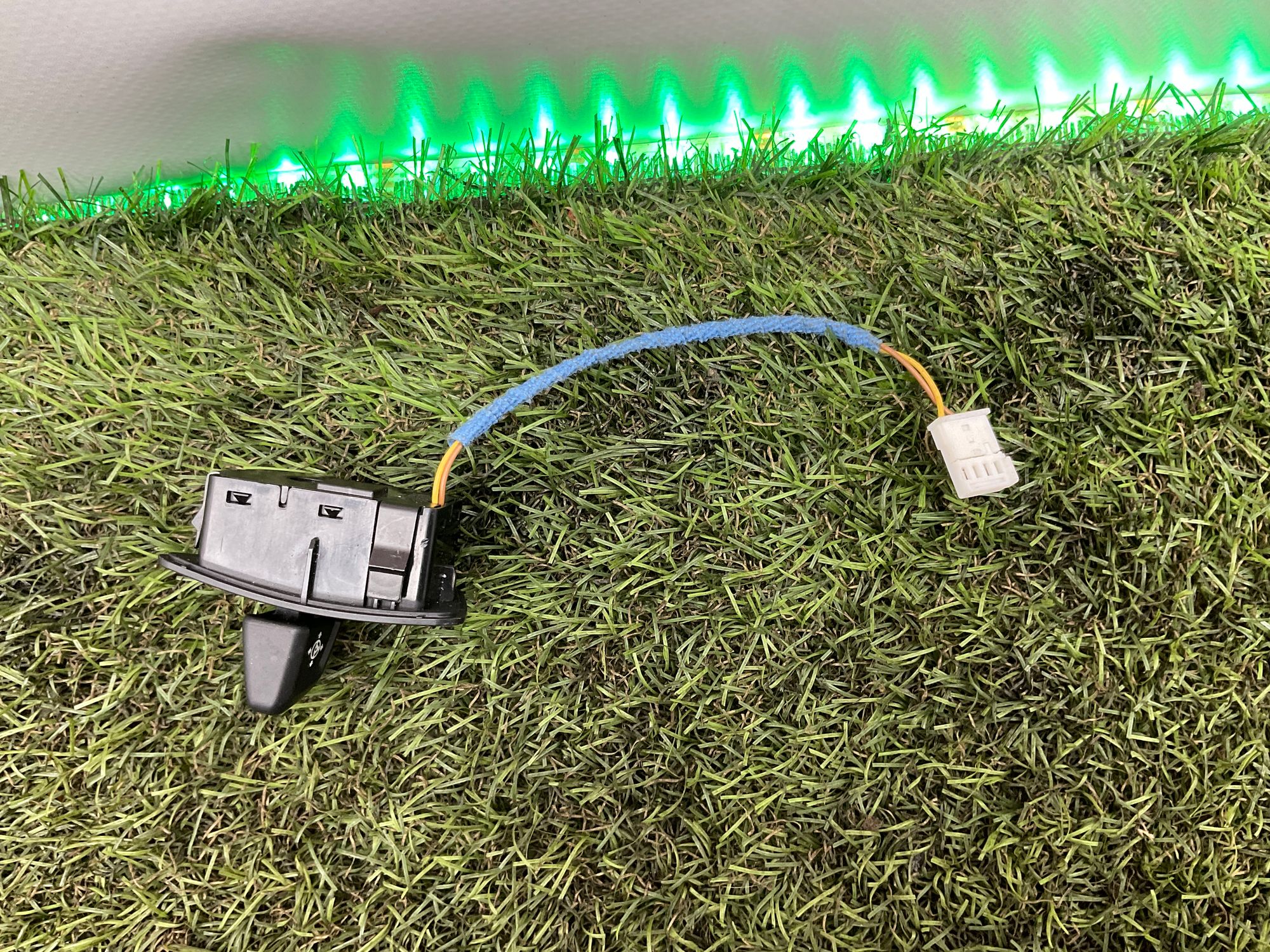 Кнопка регулировки рулевой колонки BMW M8, F91/F92/F93 2019, 1500 рублей, Москва