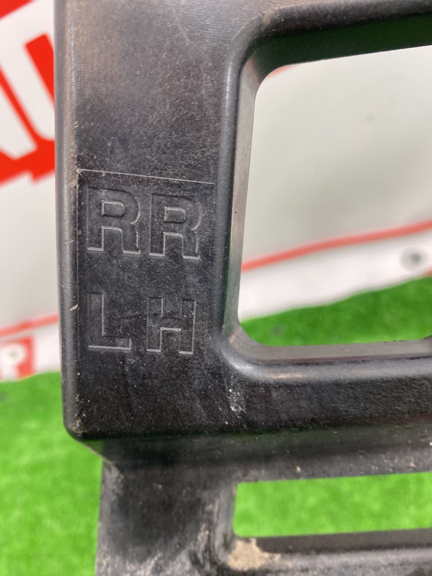 https://ycs.partsauto.market/partsauto-images/thmbs/userImages/h353NjtZg3VDP19b5HMt7LlpbQ93/part/20e7566f-7523-4864-8bb4-fa00cb5dde23_1741865266752.jpg