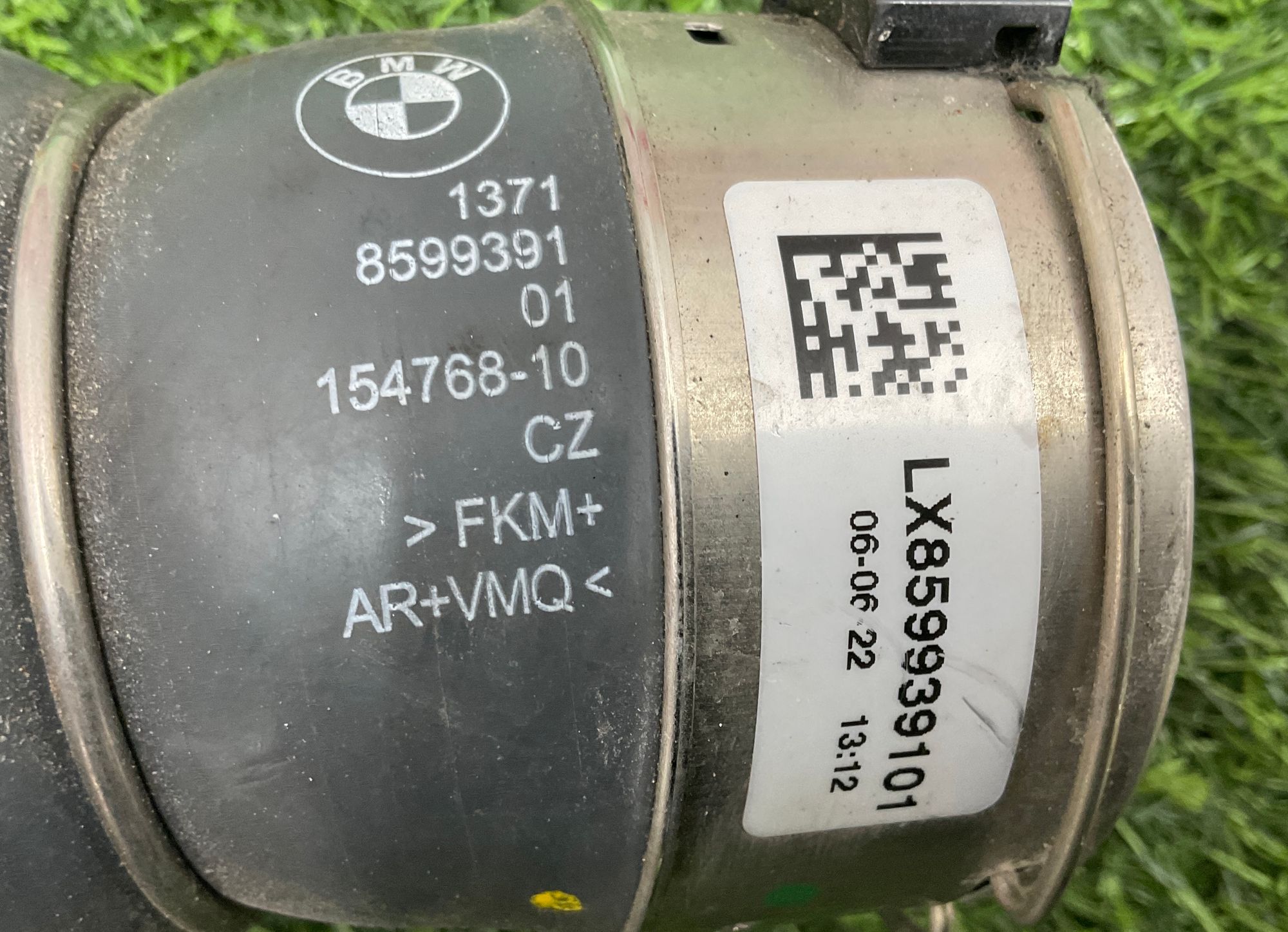 https://ycs.partsauto.market/partsauto-images/thmbs/userImages/h353NjtZg3VDP19b5HMt7LlpbQ93/part/20f36977-2638-4395-9c13-89ffcda10ba2_1744197908301.jpg