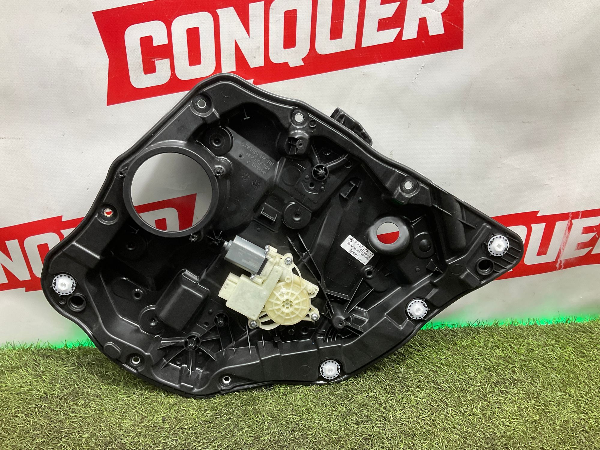 Задний правый стеклоподъёмник BMW M3, G80 2023, 4000 рублей, Москва