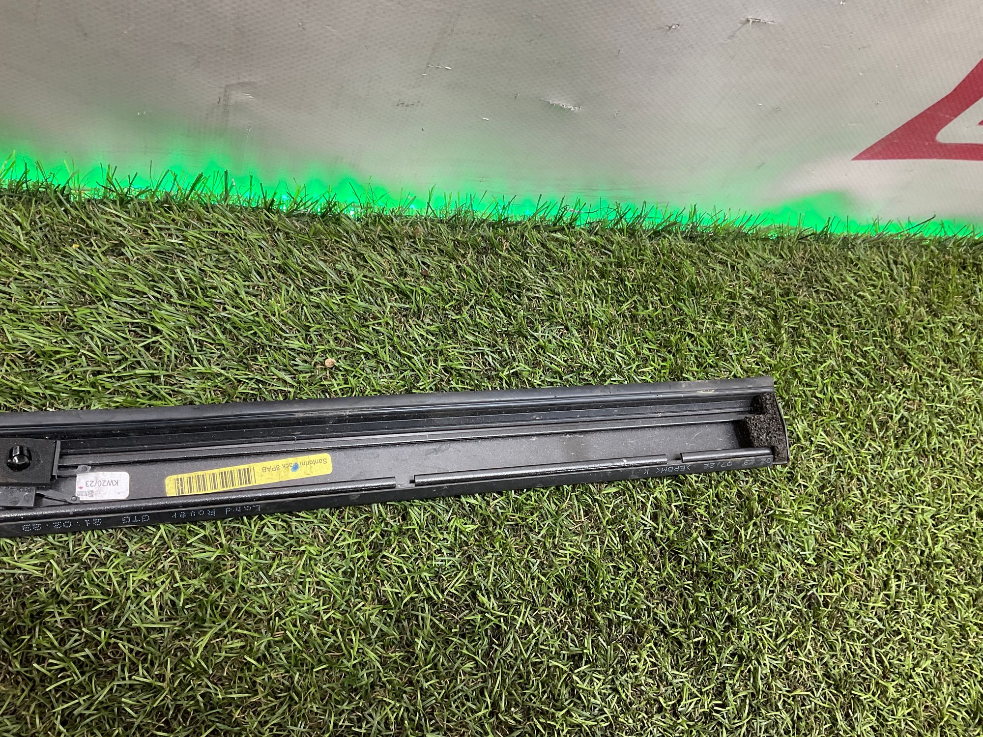 Молдинг кузова задний левый Land Rover Defender II L663 2022, 10000 рублей, Москва