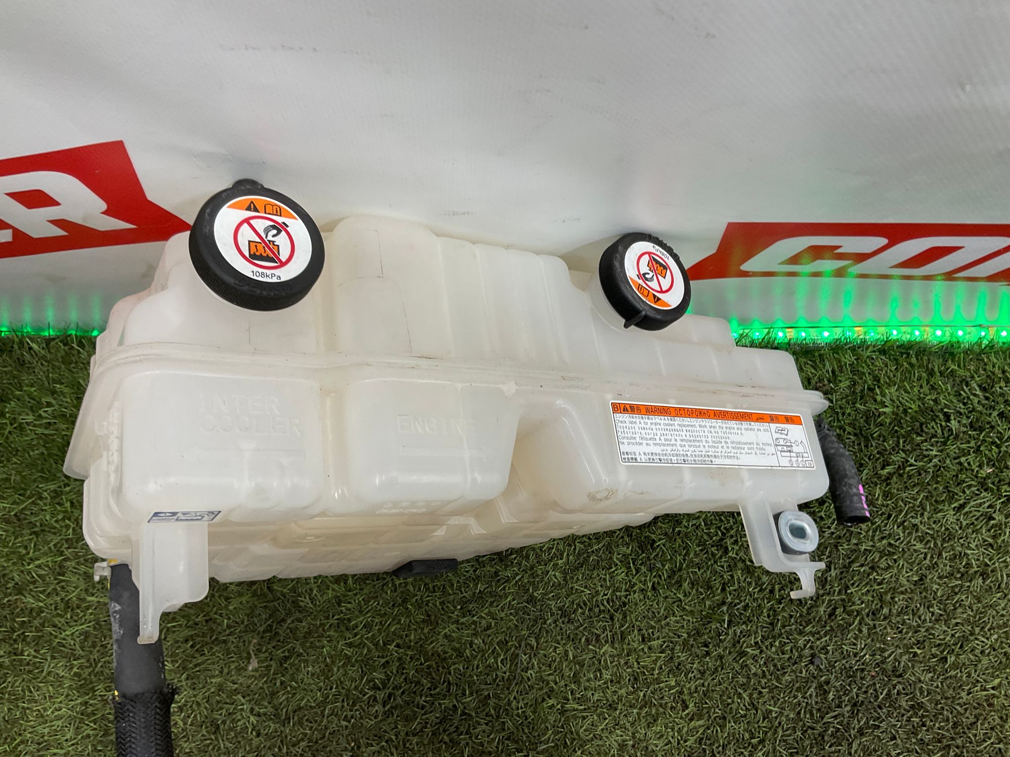 Бачок расширительный ОЖ Toyota Land Cruiser 300 (2021—2023) 2022, 12000 рублей, Москва