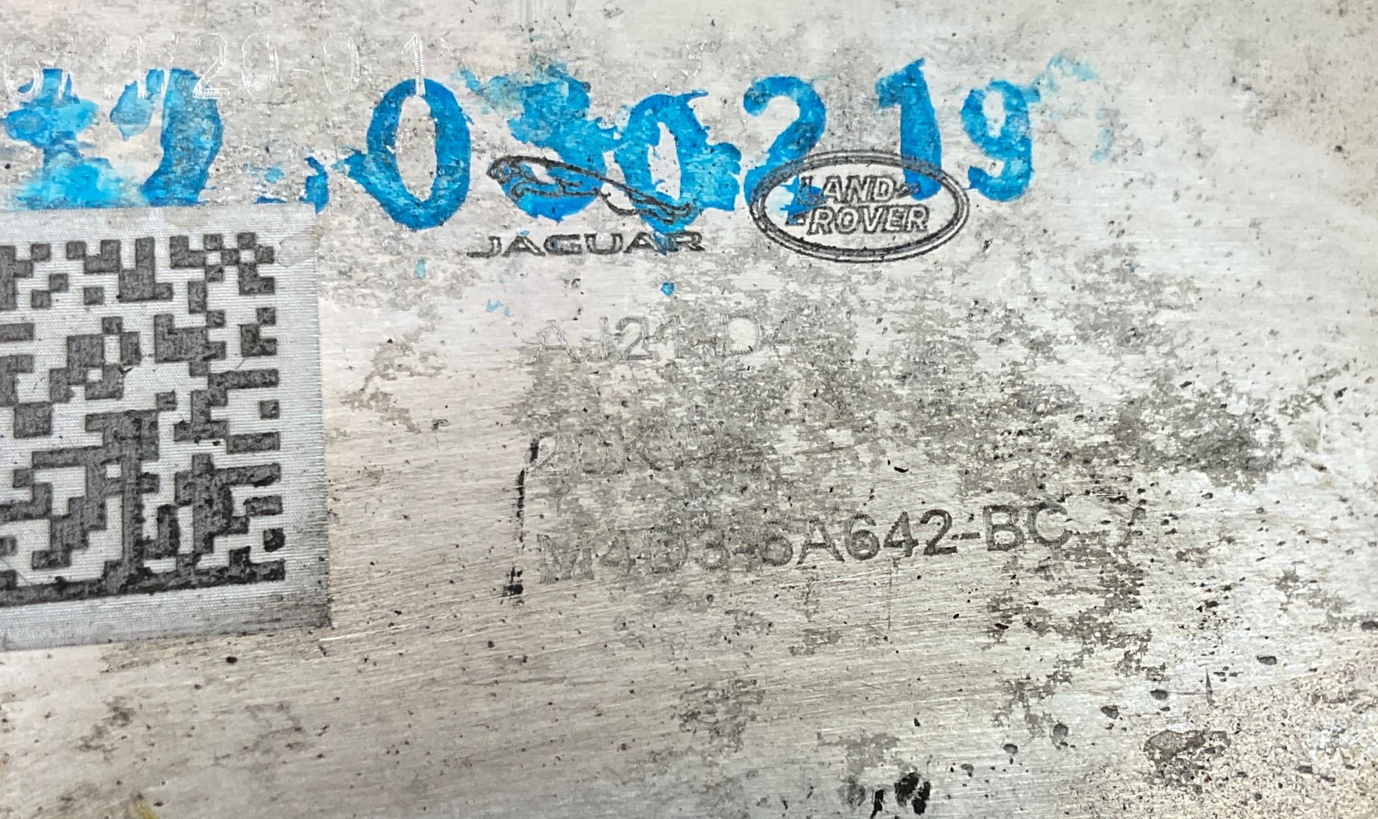 Теплообменник 2.0 AJ200 Land Rover Defender II L663 2022, 3000 рублей, Москва