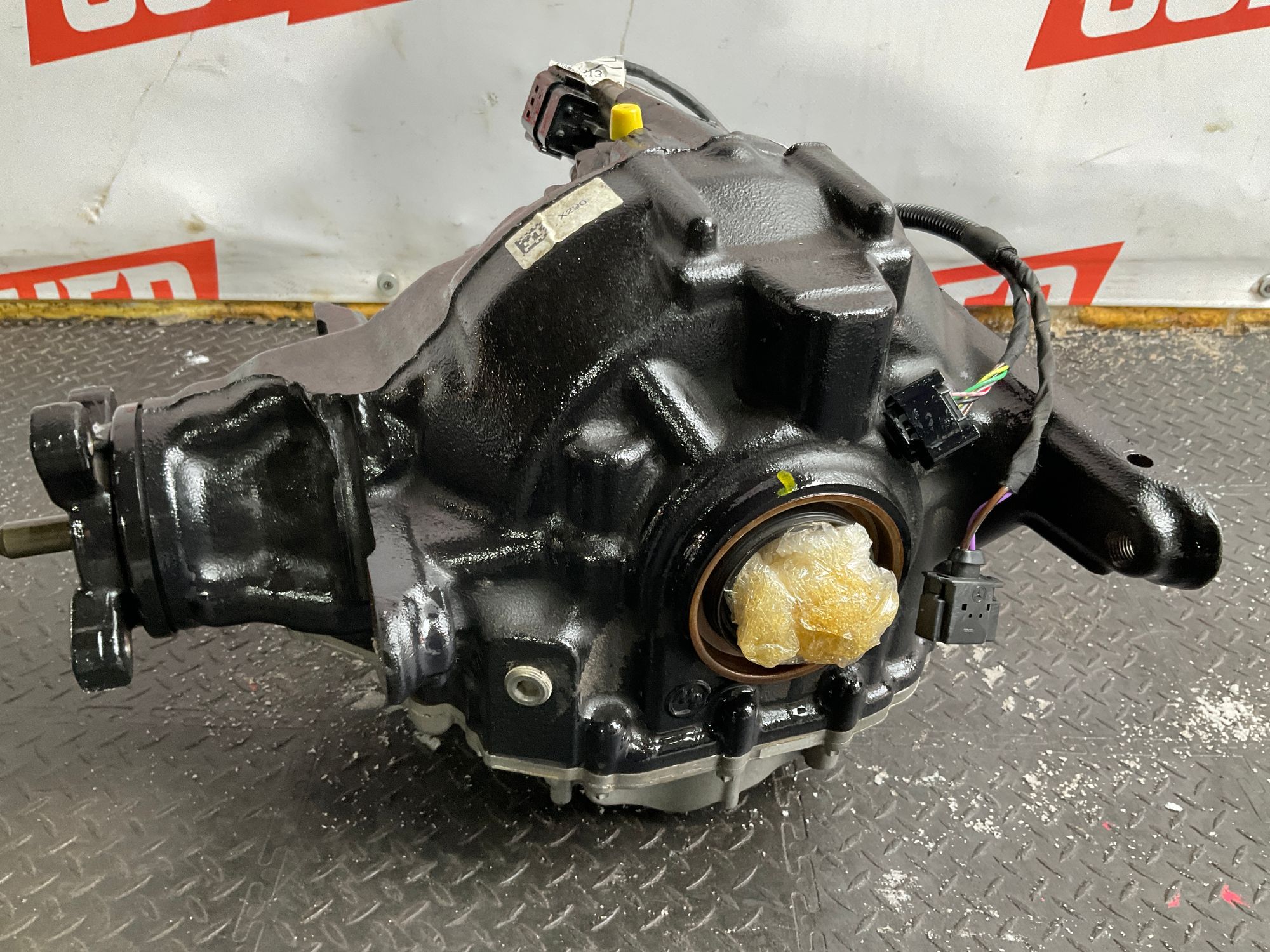 Редуктор заднего моста 3.27 Mercedes-Benz AMG GT, 360000 рублей, Москва