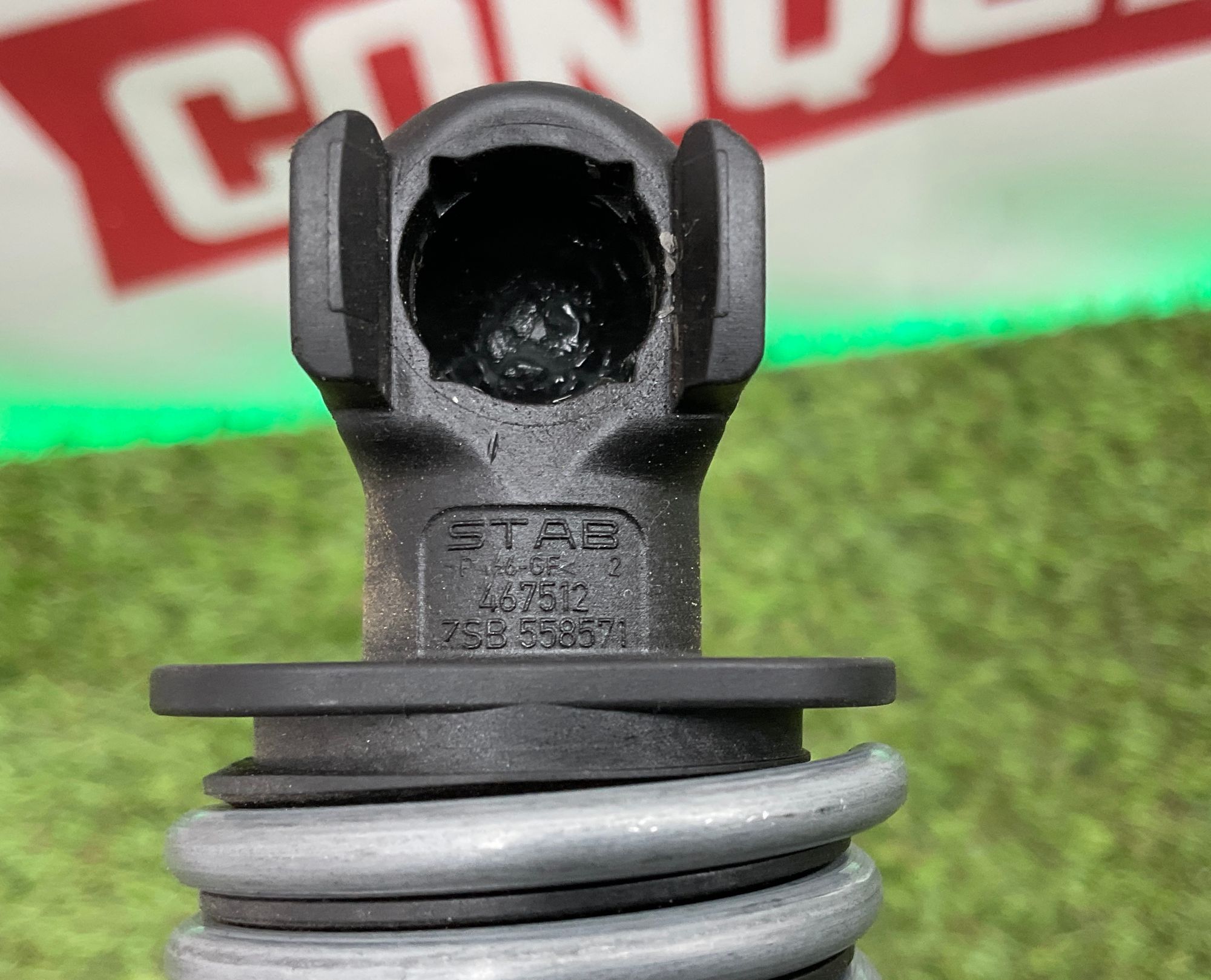 Амортизатор багажника левый BMW 5 серия, G30/G31 рестайлинг, 2000 рублей, Москва