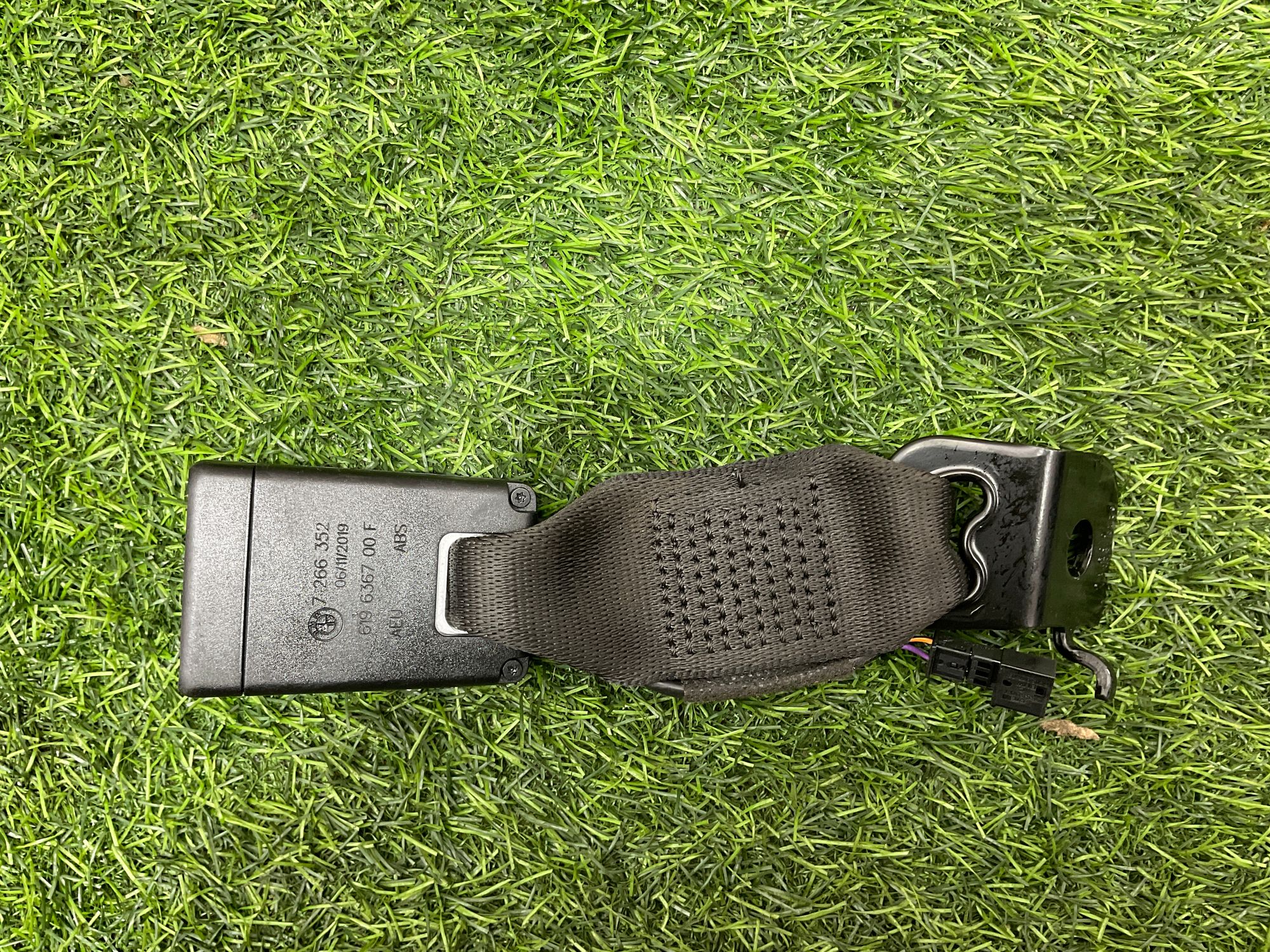 Замок ремня безопасности BMW 1 F20 3 F30 F31 4 F32, 1000 рублей, Москва