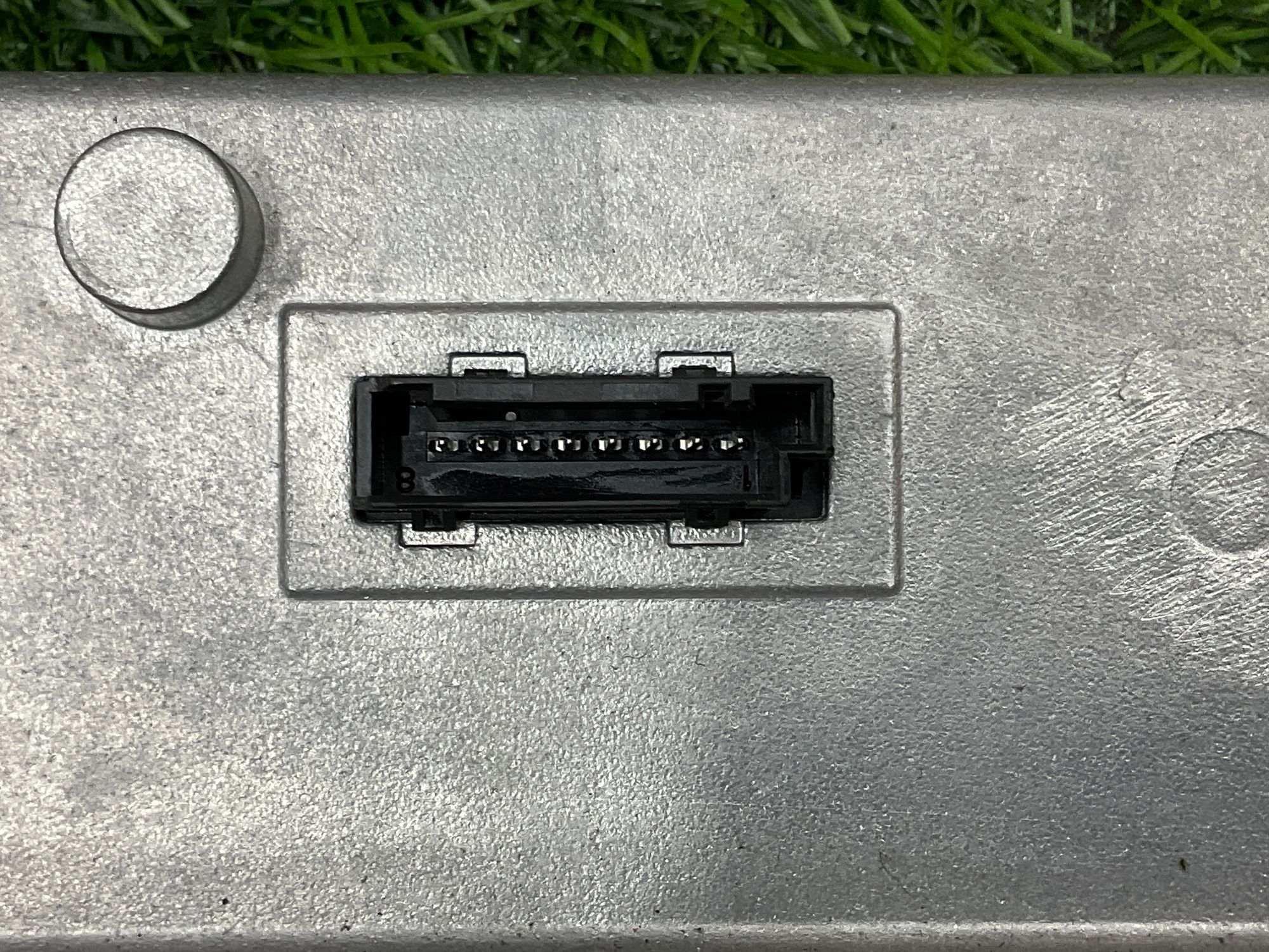 https://ycs.partsauto.market/partsauto-images/thmbs/userImages/h353NjtZg3VDP19b5HMt7LlpbQ93/part/247f0c93-87b4-4ec9-86be-8f6f9dbaea90_1734697914426.jpg