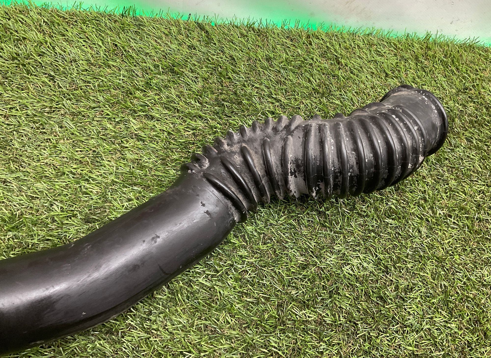 Патрубок интеркулера BMW 5 серия, F10/F11/F07 рестайлинг, 4000 рублей, Москва