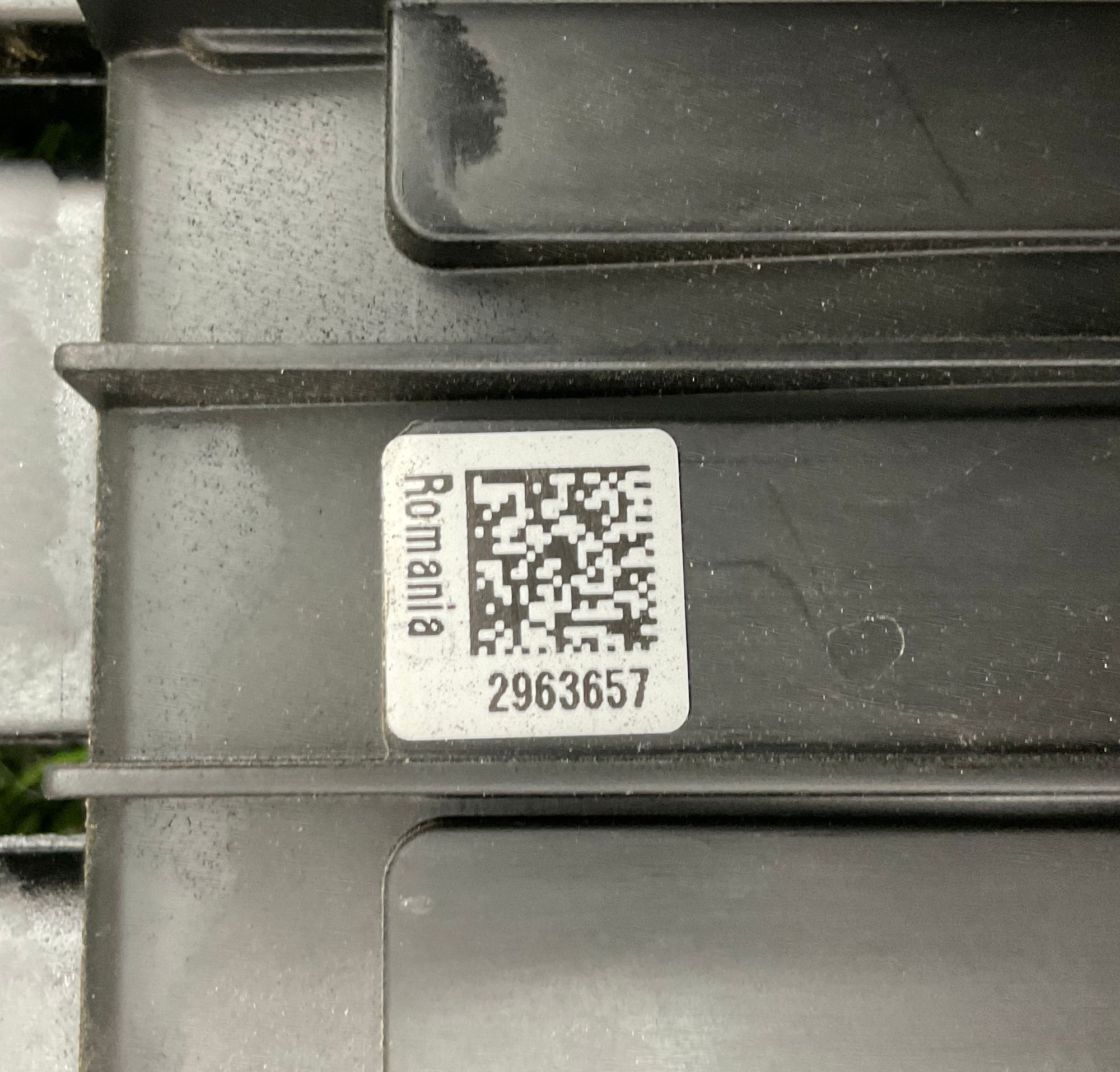 https://ycs.partsauto.market/partsauto-images/thmbs/userImages/h353NjtZg3VDP19b5HMt7LlpbQ93/part/253d4fee-1620-40d1-a954-1675f57ab3ed_1746517353038.jpg