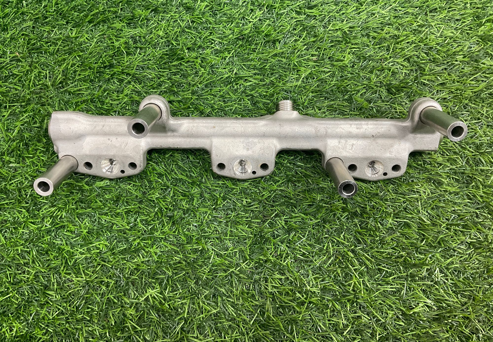 Топливная рампа BMW 7 серия G11/G12, 2000 рублей, Москва