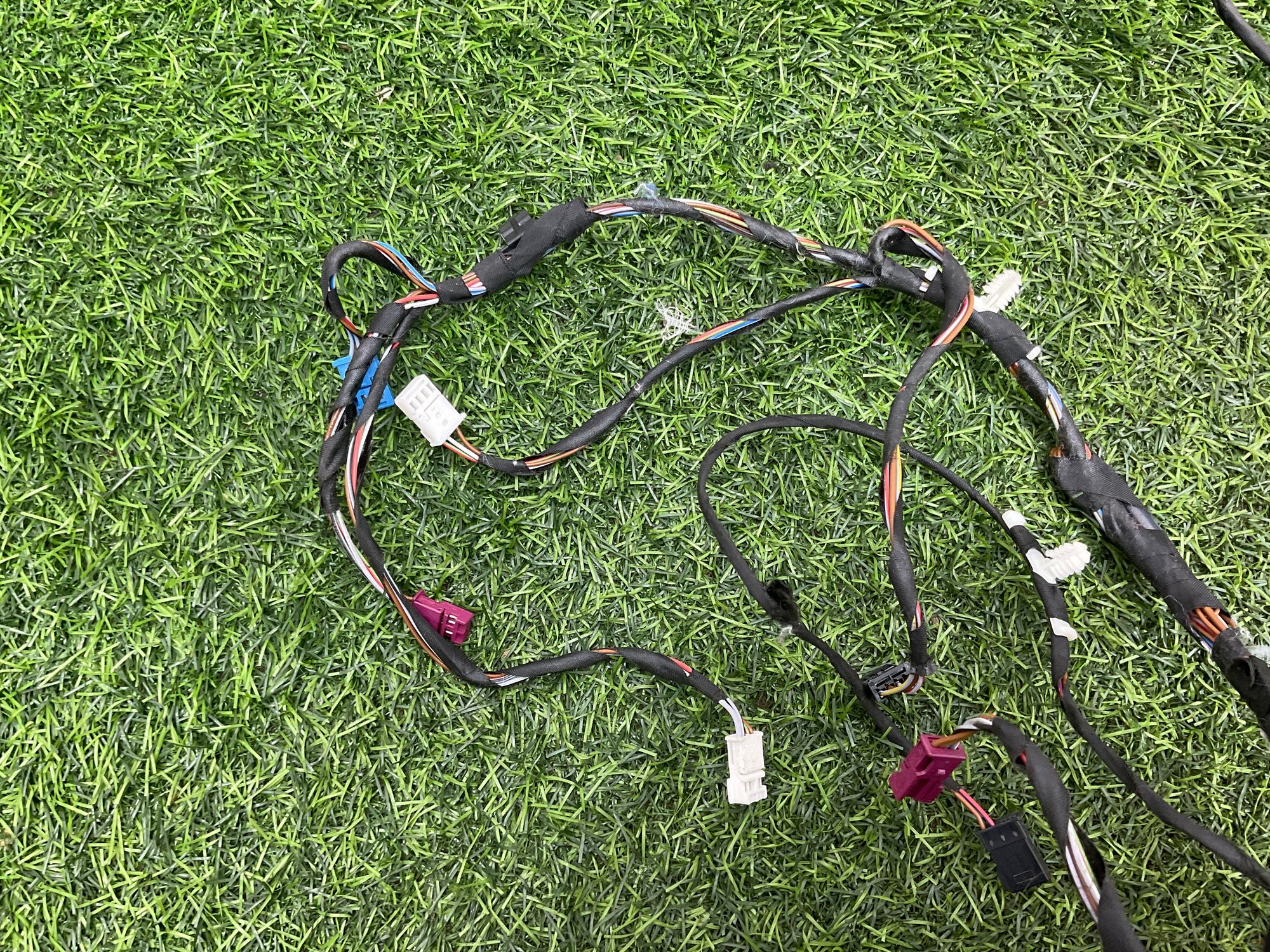 https://ycs.partsauto.market/partsauto-images/thmbs/userImages/h353NjtZg3VDP19b5HMt7LlpbQ93/part/256a4dce-d840-409c-89d8-927b103cd85a_1743428900681.jpg