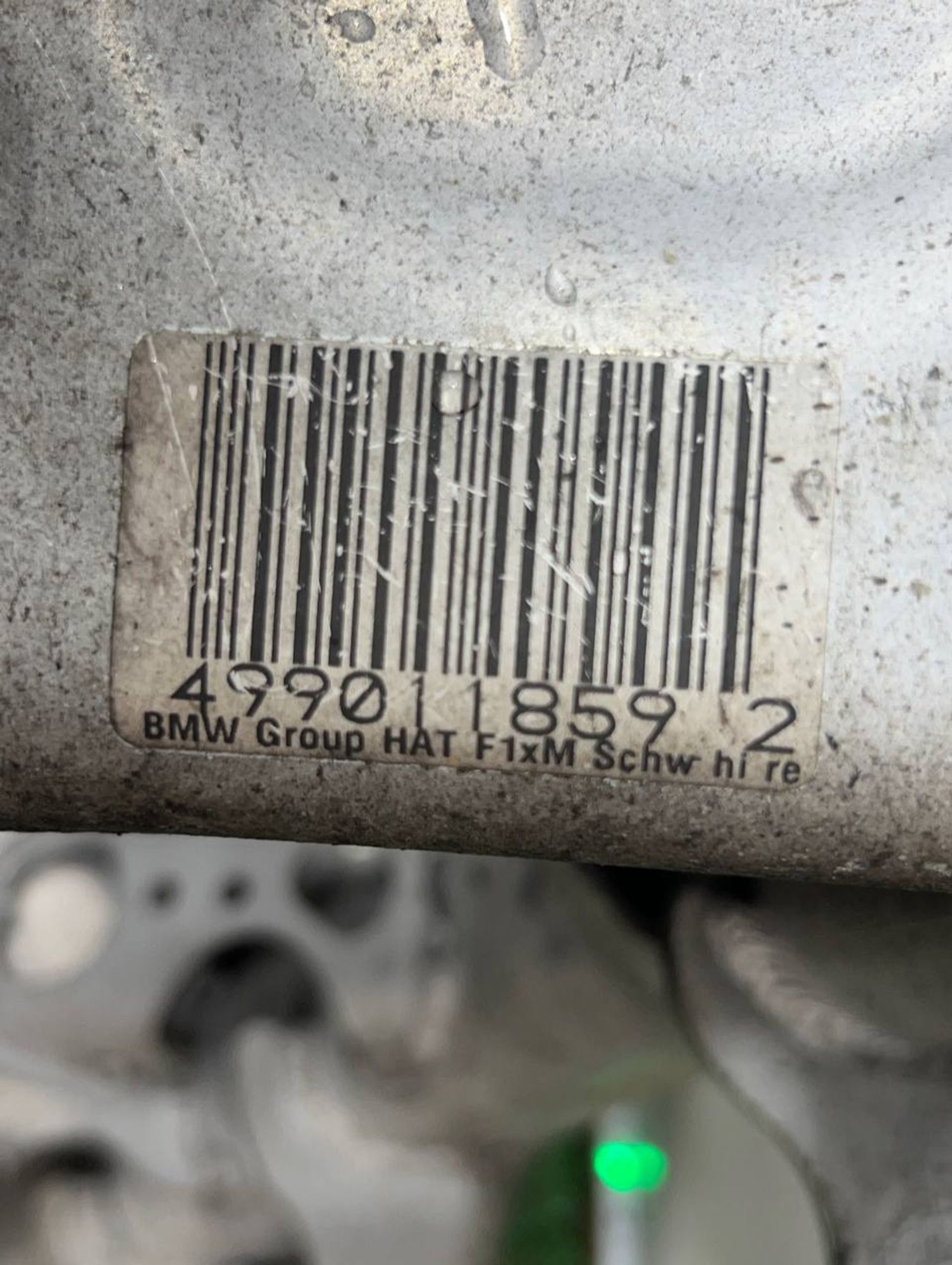 https://ycs.partsauto.market/partsauto-images/thmbs/userImages/h353NjtZg3VDP19b5HMt7LlpbQ93/part/2587d75a-1b55-409e-be88-c5228dc94fef_1731052229328.jpg