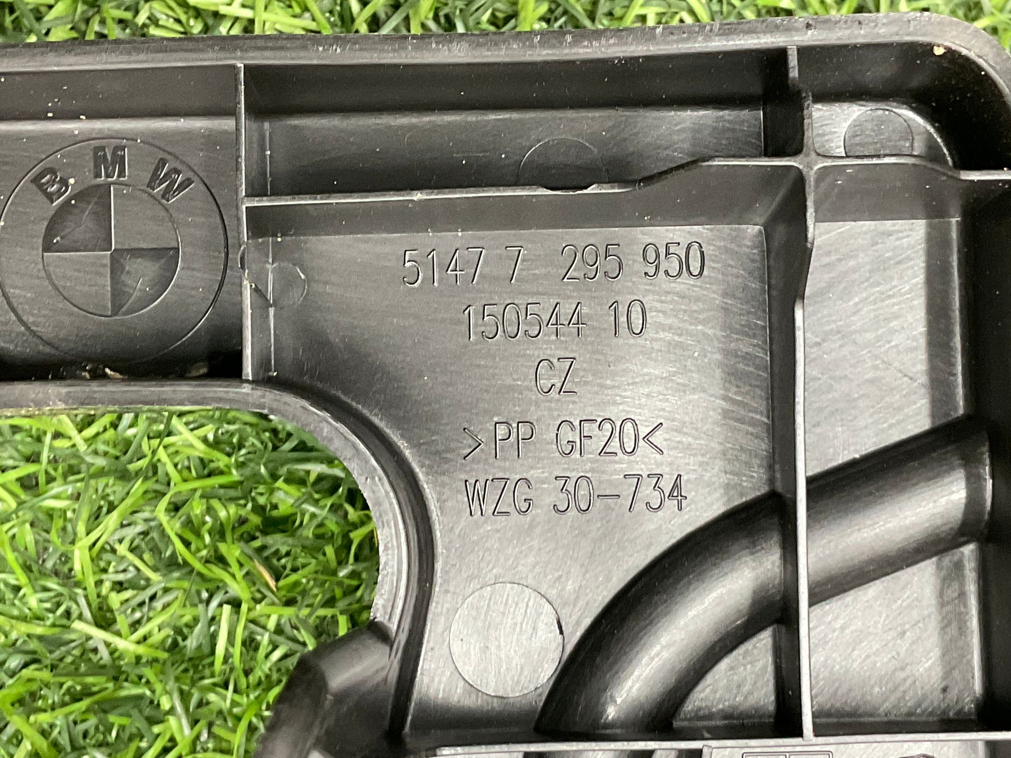 https://ycs.partsauto.market/partsauto-images/thmbs/userImages/h353NjtZg3VDP19b5HMt7LlpbQ93/part/258de5d9-10a0-40e1-b1df-de78fa550fa9_1736345892140.jpg