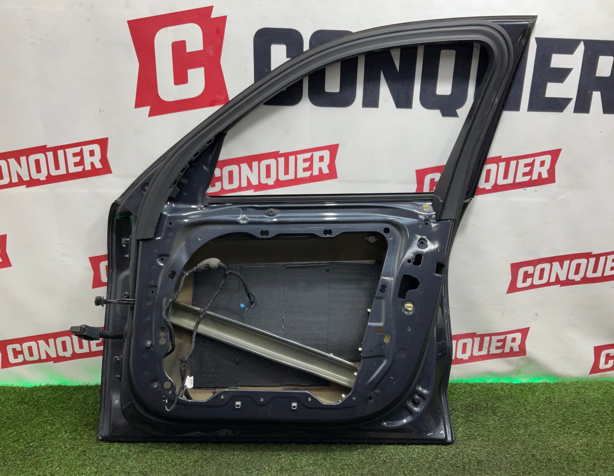 https://ycs.partsauto.market/partsauto-images/thmbs/userImages/h353NjtZg3VDP19b5HMt7LlpbQ93/part/2591f554-38b8-4054-a512-c25f942e3caf_1742992832572.jpg