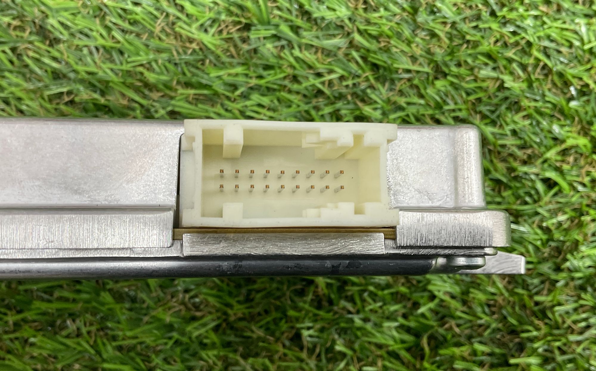 https://ycs.partsauto.market/partsauto-images/thmbs/userImages/h353NjtZg3VDP19b5HMt7LlpbQ93/part/259be97a-19e9-4245-87d6-888139f5c7e9_1746546939394.jpg