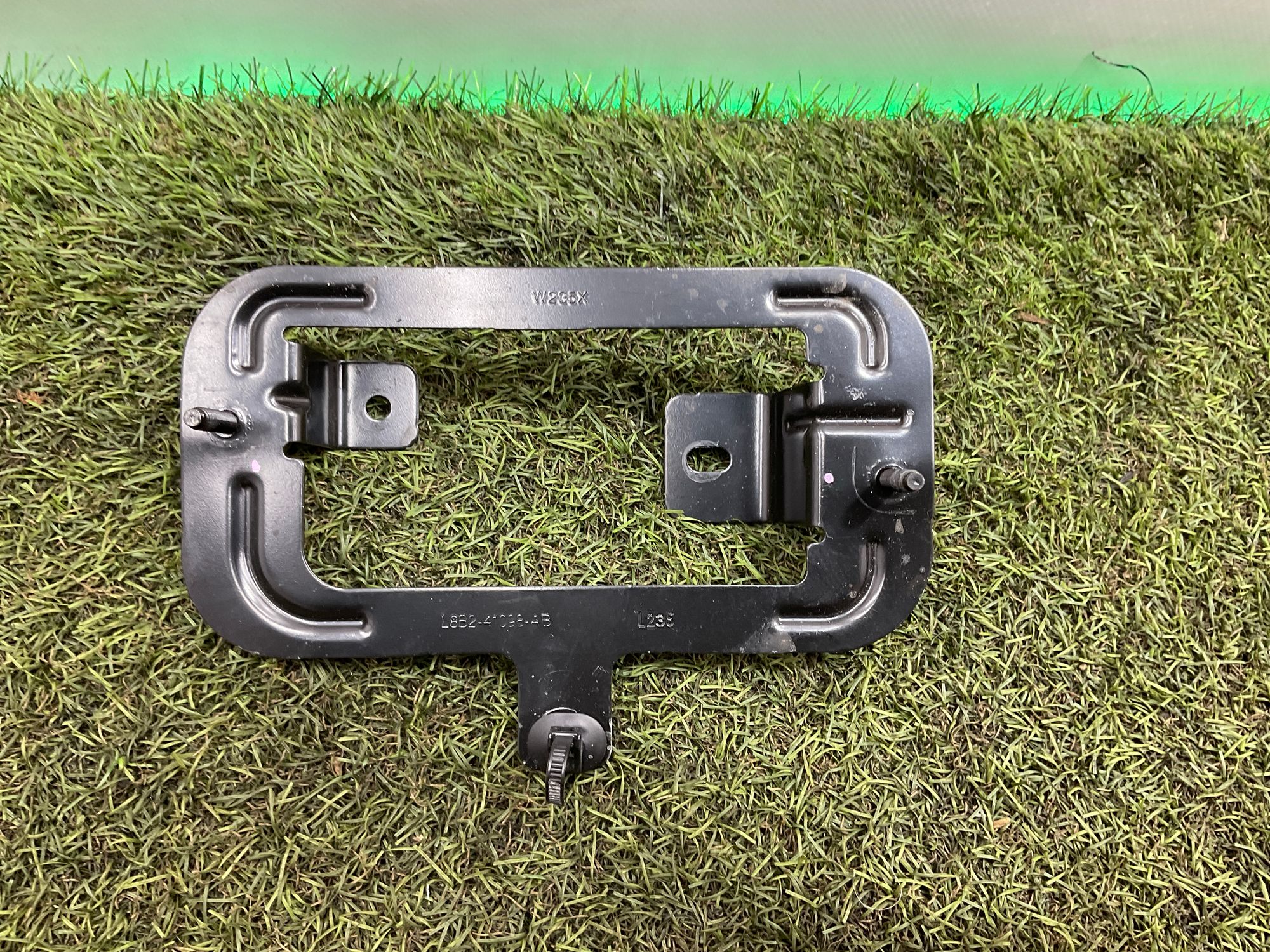 Крепление блока преобразователя заднее Land Rover Defender II 2022, 2000 рублей, Москва