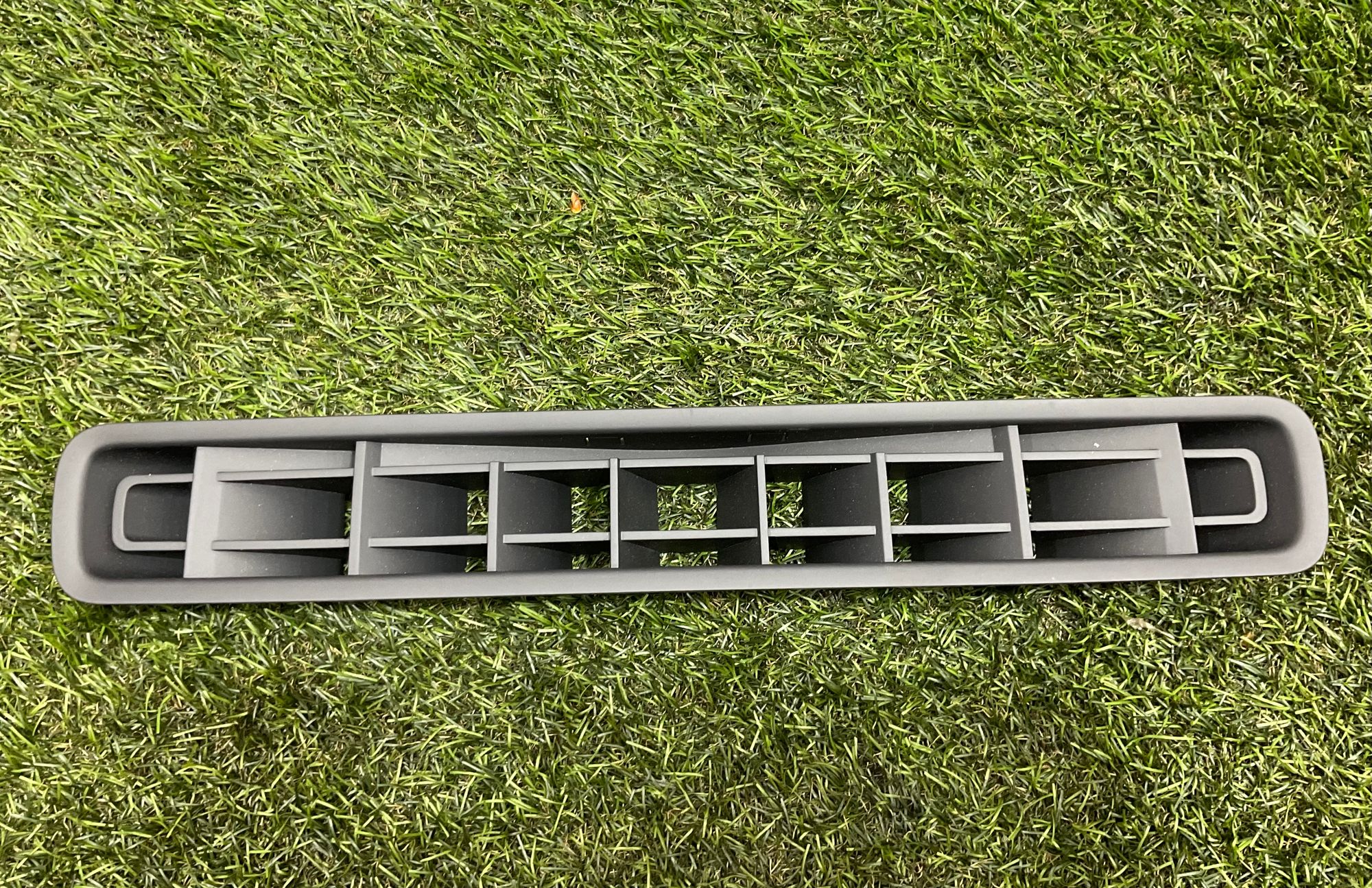 Дефлектор обдува лобового стекла Mercedes-Benz G-Класс AMG W463 (2018—2023) 2023, 5000 рублей, Москва