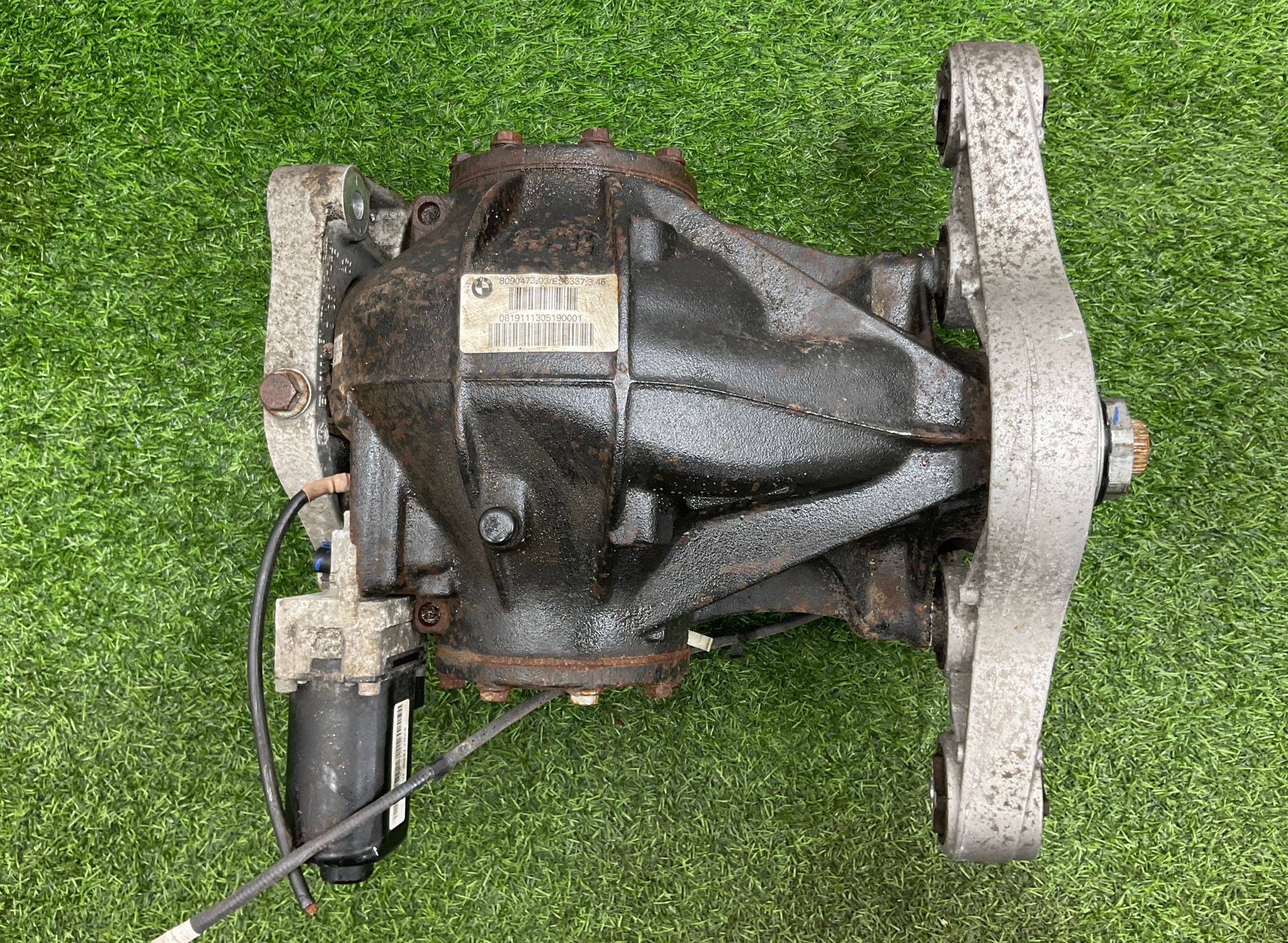 https://ycs.partsauto.market/partsauto-images/thmbs/userImages/h353NjtZg3VDP19b5HMt7LlpbQ93/part/27c7e895-a81c-4463-96f2-a1a3dc69e34f_1736867117789.jpg