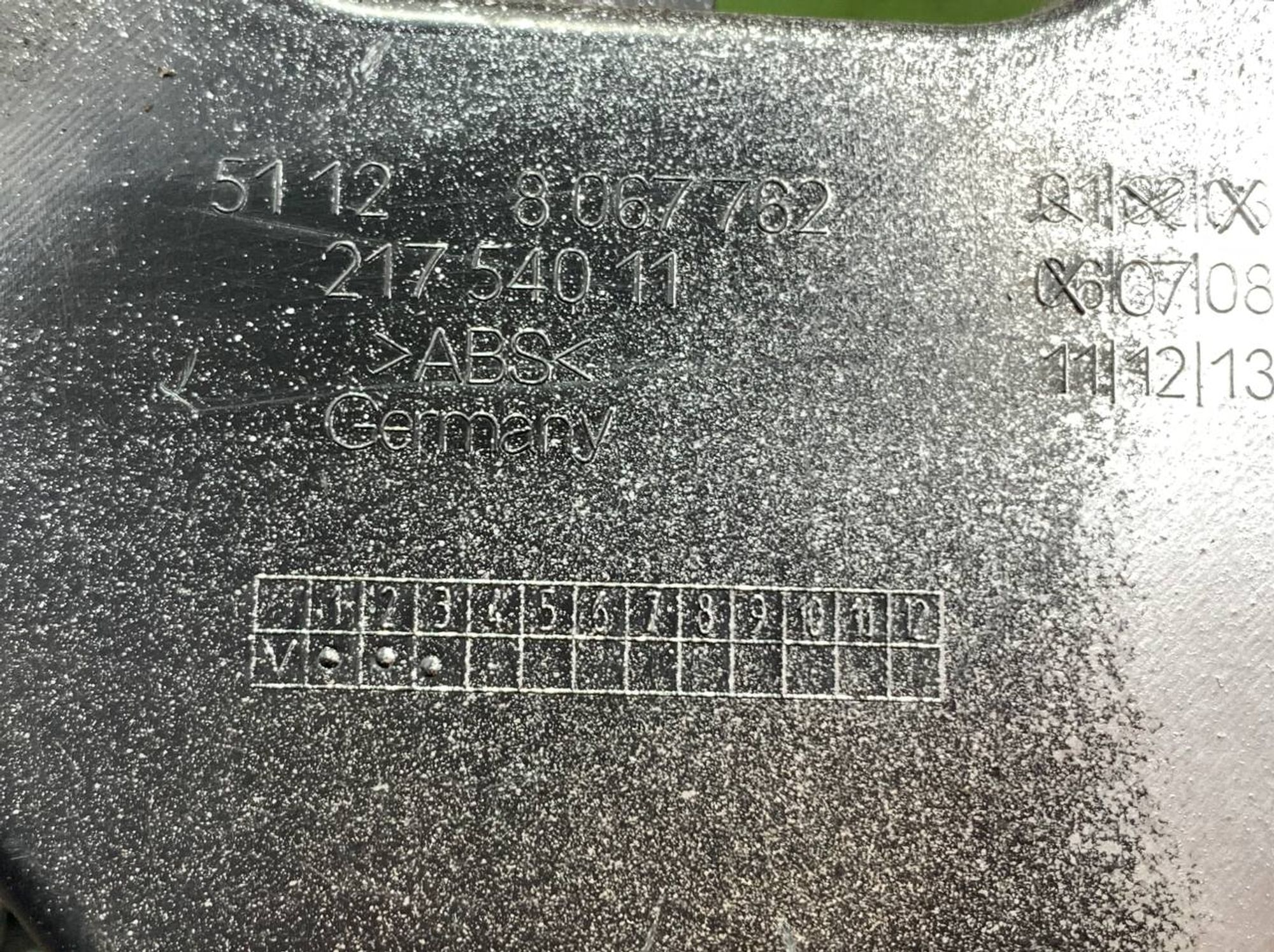 https://ycs.partsauto.market/partsauto-images/thmbs/userImages/h353NjtZg3VDP19b5HMt7LlpbQ93/part/27ee13e2-52f5-4a53-ab42-171d0aafddea_1718179768276.jpg