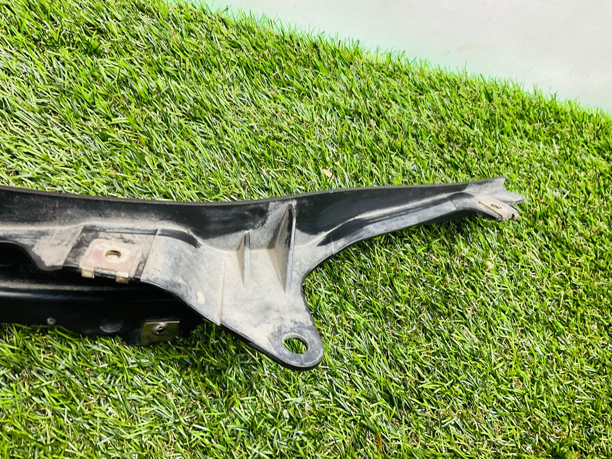 https://ycs.partsauto.market/partsauto-images/thmbs/userImages/h353NjtZg3VDP19b5HMt7LlpbQ93/part/27fa21bb-31b5-4e9e-8fe5-f6ccaf10d9f3_1786022783965.jpg