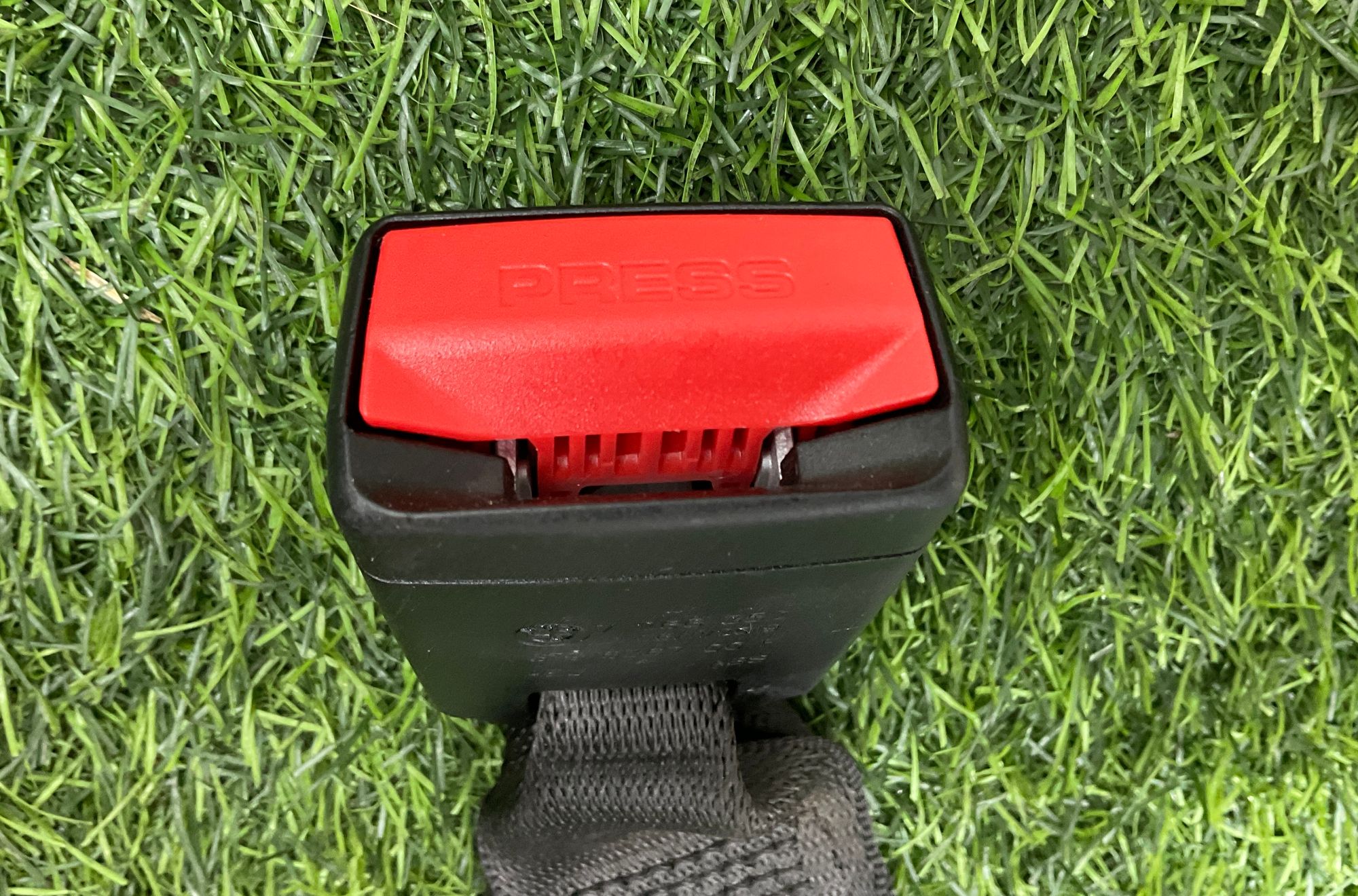 Замок ремня безопасности BMW 1 F20 3 F30 F31 4 F32, 1000 рублей, Москва