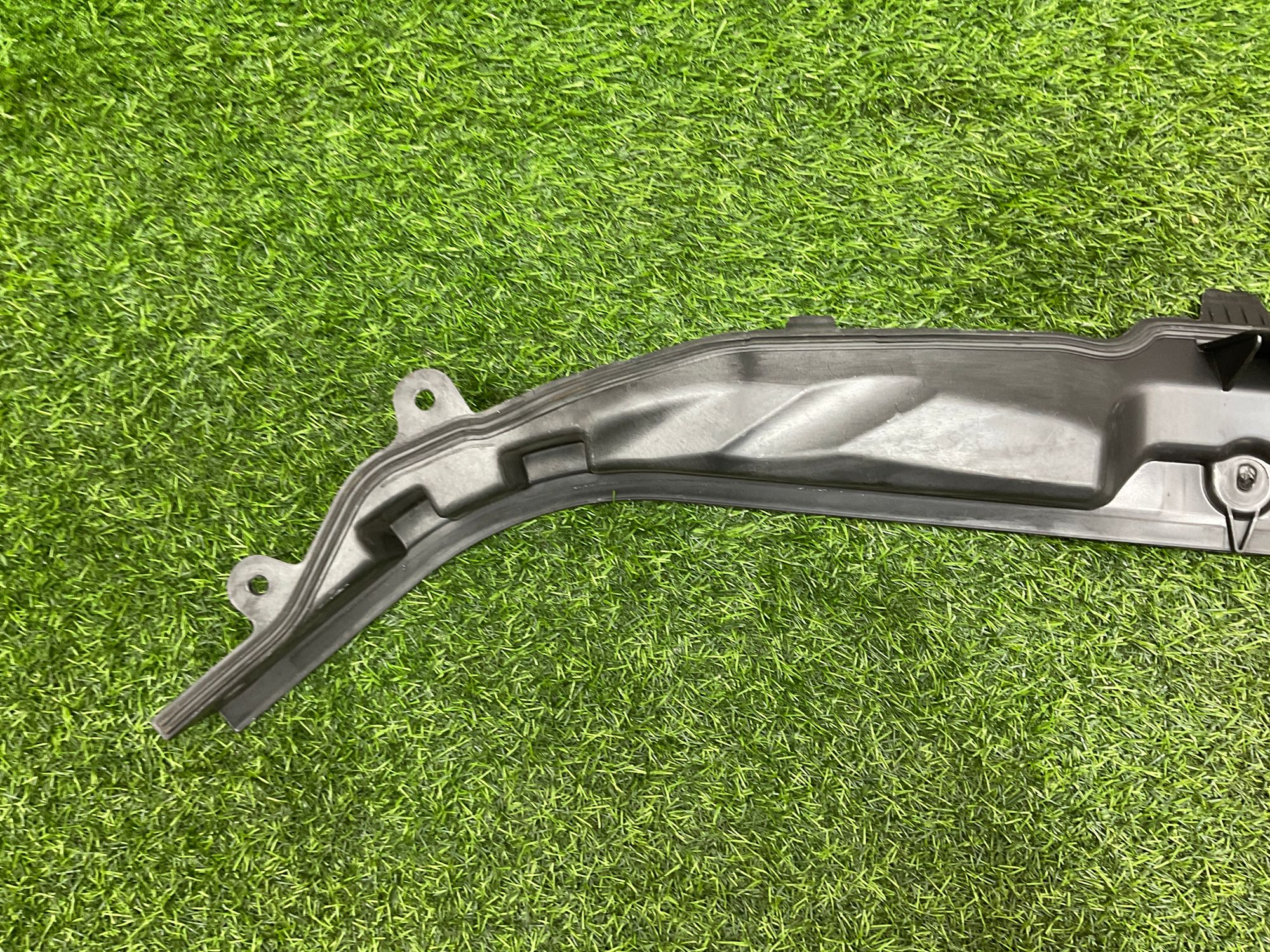 https://ycs.partsauto.market/partsauto-images/thmbs/userImages/h353NjtZg3VDP19b5HMt7LlpbQ93/part/282f3aee-89c7-4d4e-b2e9-994f7c407880_1734964414018.jpg