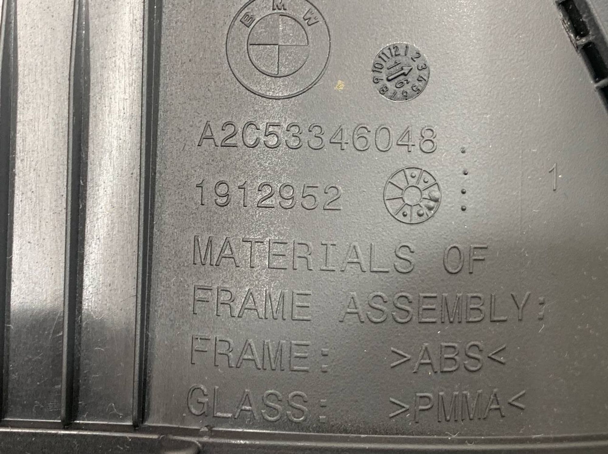 https://ycs.partsauto.market/partsauto-images/thmbs/userImages/h353NjtZg3VDP19b5HMt7LlpbQ93/part/284e769d-c91f-4b0e-8d38-b2b55e0a361f_1732177061252.jpg