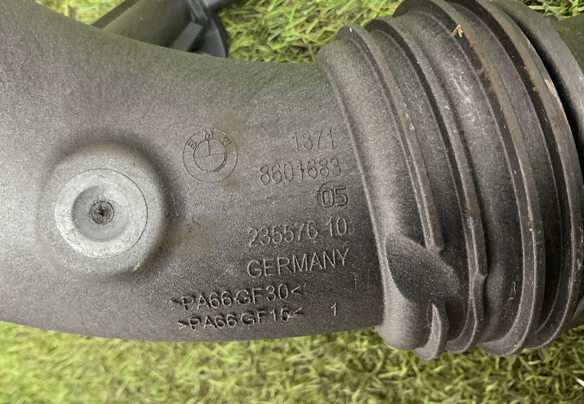 Патрубок турбины BMW 3 серия, F30/F31 рестайлинг, 5000 рублей, Москва