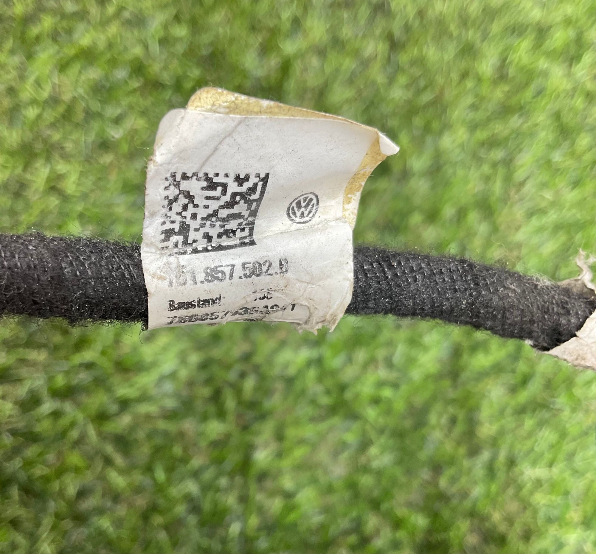 https://ycs.partsauto.market/partsauto-images/thmbs/userImages/h353NjtZg3VDP19b5HMt7LlpbQ93/part/28624767-ffe4-4c14-9606-eb548d74b2c6_1786112402104.jpg