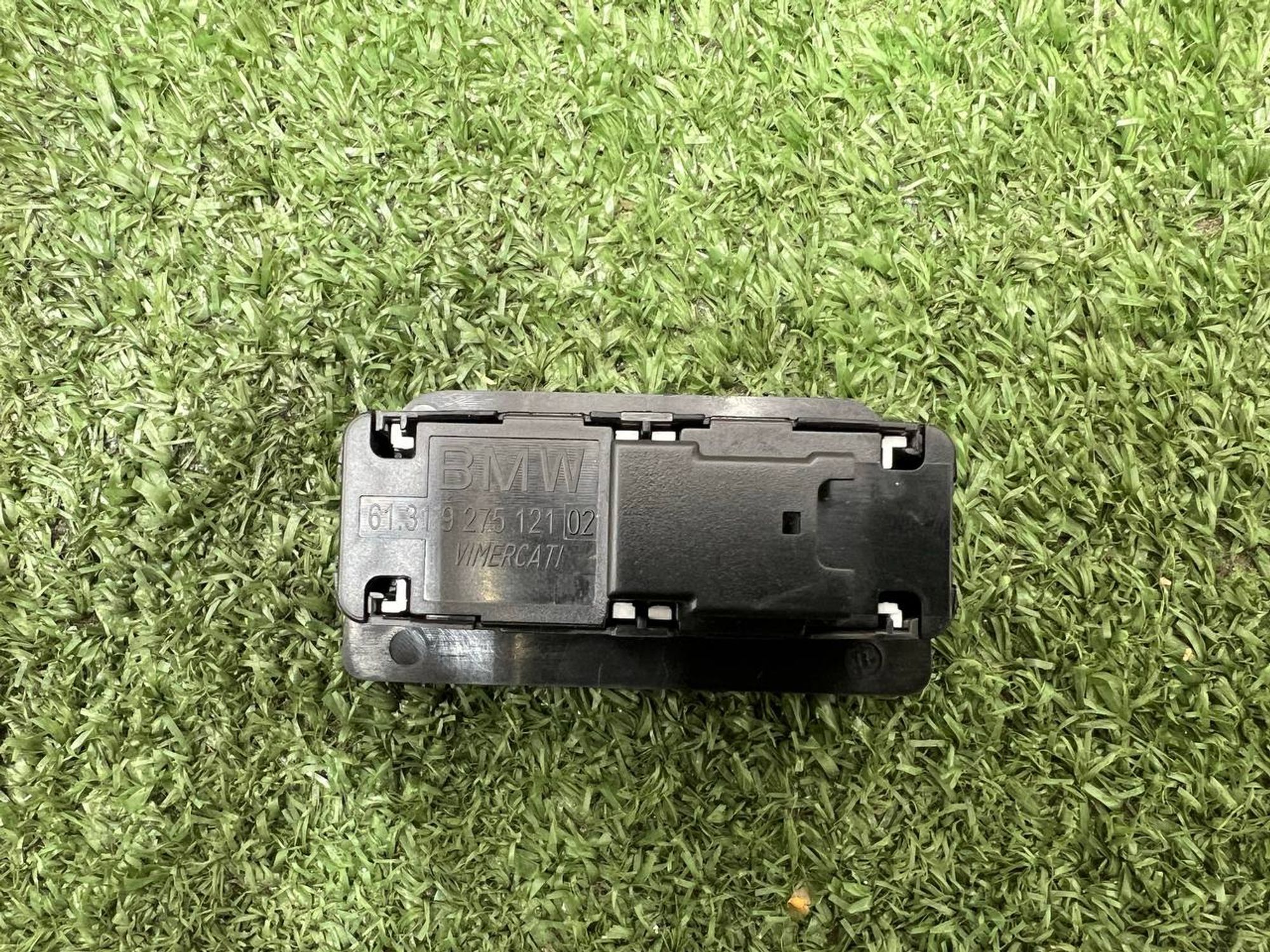 https://ycs.partsauto.market/partsauto-images/thmbs/userImages/h353NjtZg3VDP19b5HMt7LlpbQ93/part/286d50d1-58e0-4aa4-8b28-b99255364e34_1731332905248.jpg