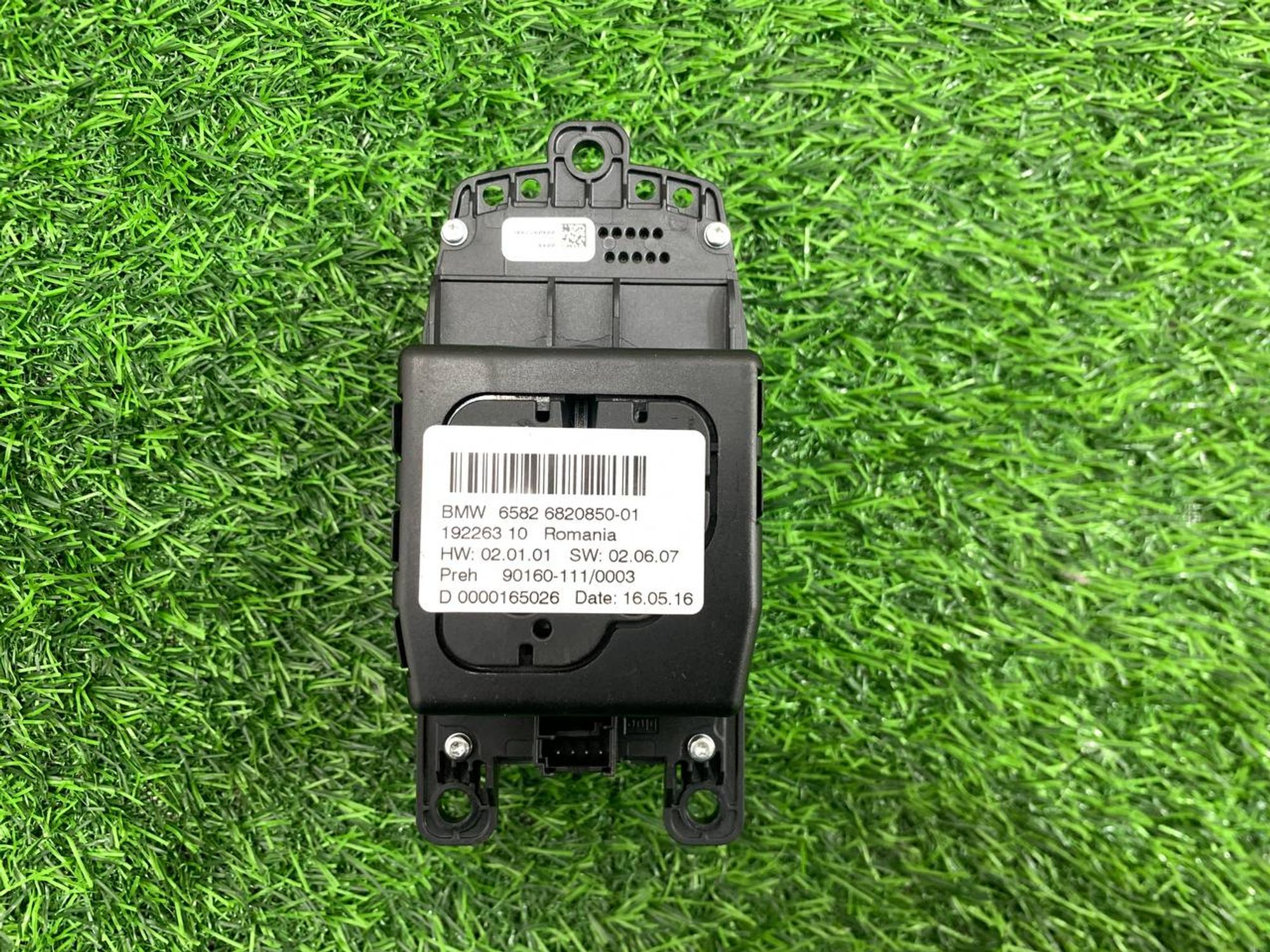 https://ycs.partsauto.market/partsauto-images/thmbs/userImages/h353NjtZg3VDP19b5HMt7LlpbQ93/part/28dfbf2d-8422-4e49-9949-4cc4199898a7_1733133035067.jpg