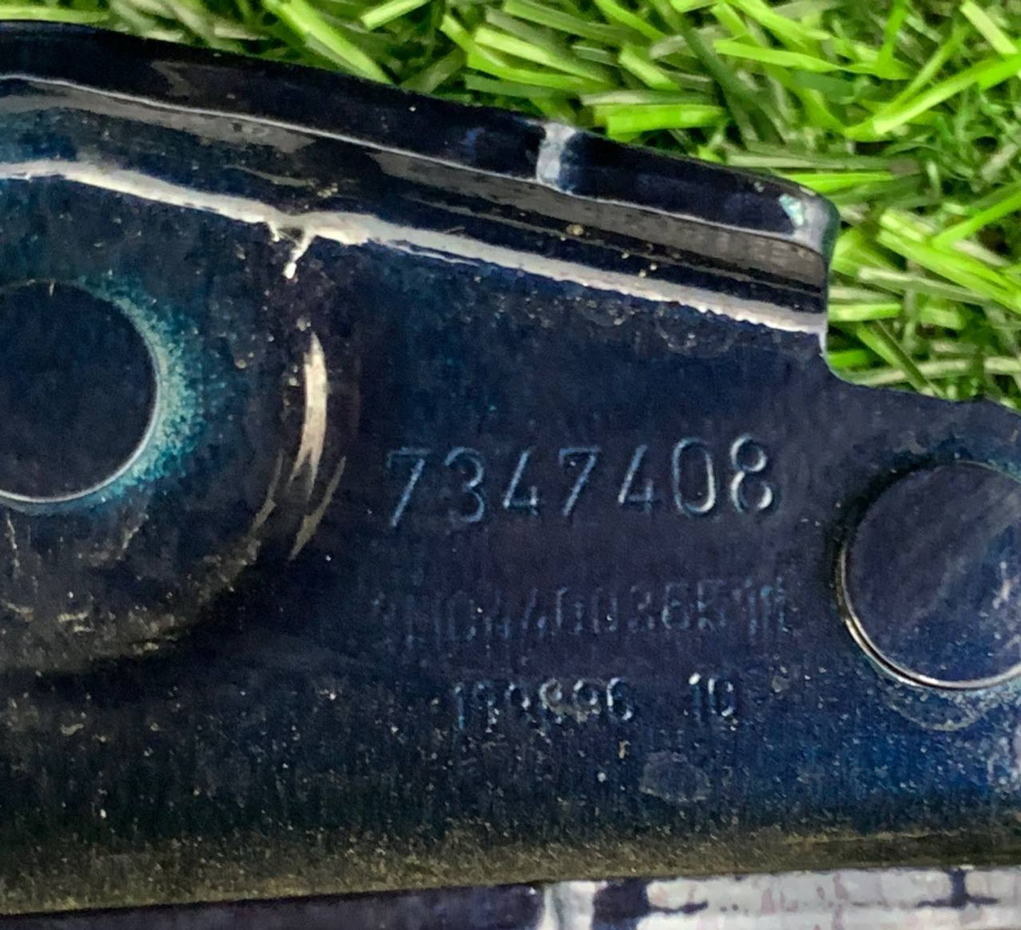 https://ycs.partsauto.market/partsauto-images/thmbs/userImages/h353NjtZg3VDP19b5HMt7LlpbQ93/part/28ffe333-f6cc-4f95-b42d-2cf4a6251775_1733225998324.jpg