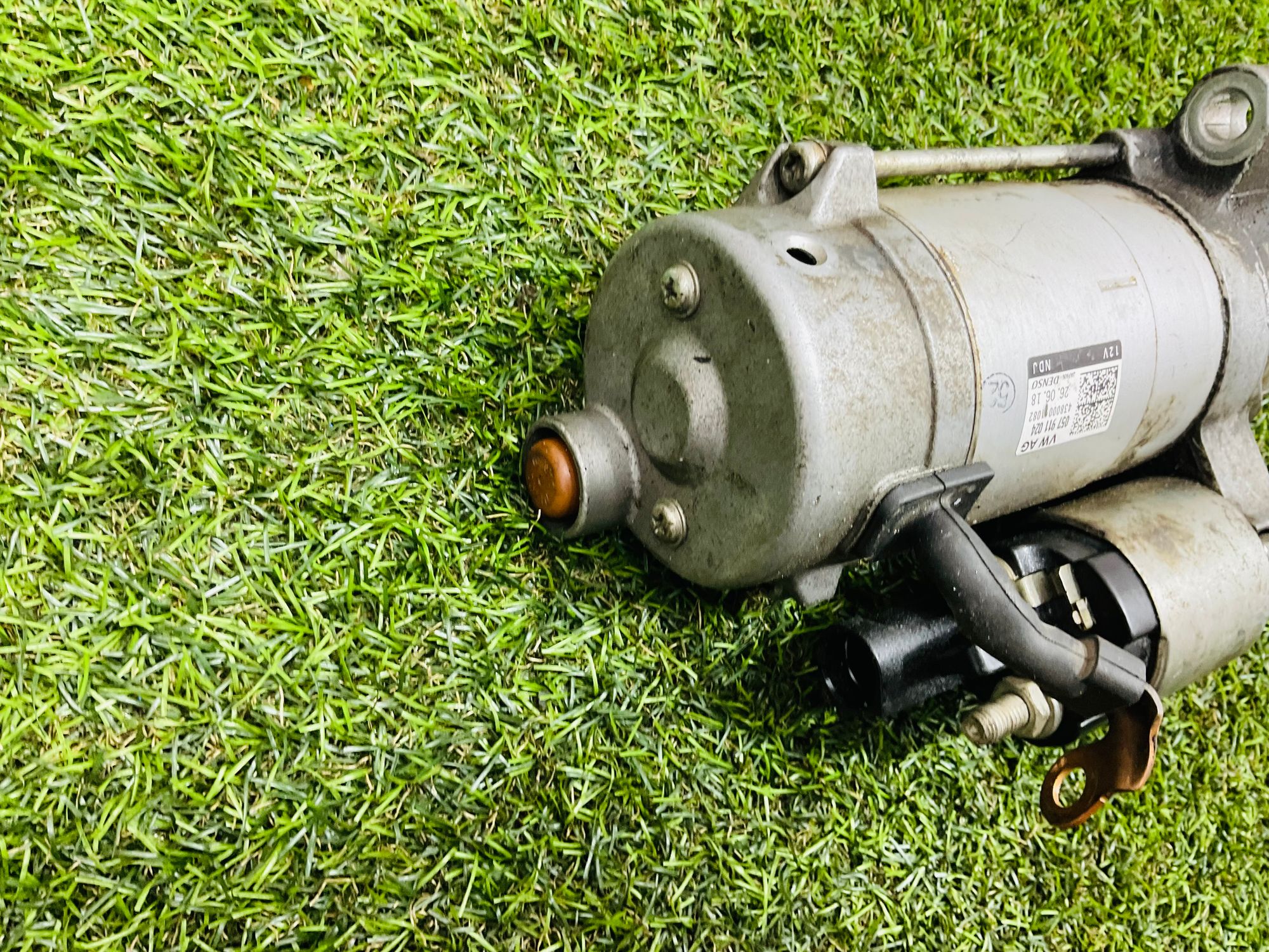 https://ycs.partsauto.market/partsauto-images/thmbs/userImages/h353NjtZg3VDP19b5HMt7LlpbQ93/part/2944e75e-c8ec-4a43-a1c5-0d450f8412d3_1786792760438.jpg