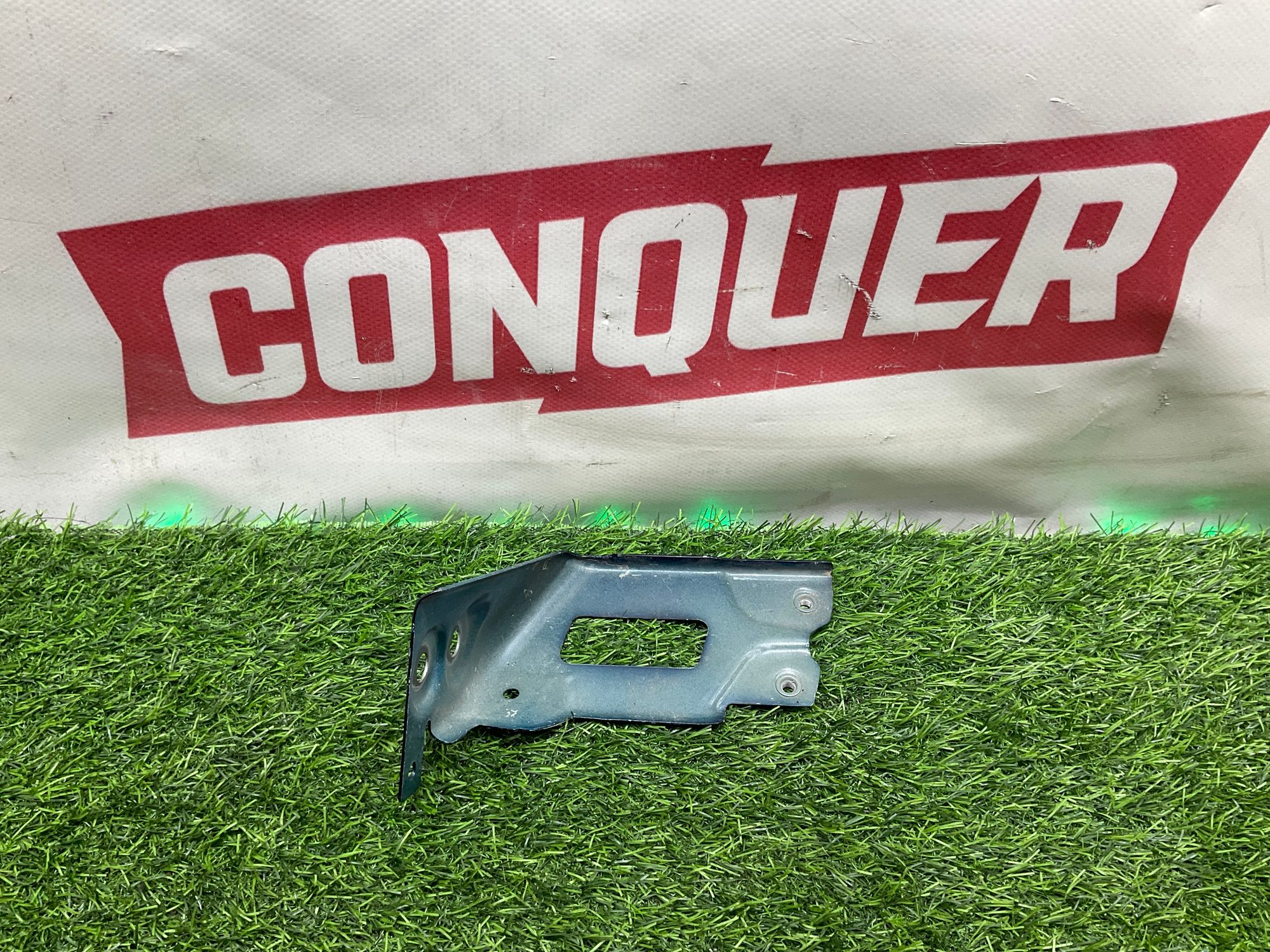https://ycs.partsauto.market/partsauto-images/thmbs/userImages/h353NjtZg3VDP19b5HMt7LlpbQ93/part/296e2aa6-3776-4562-8e83-03d05d08025a_1735052216802.jpg