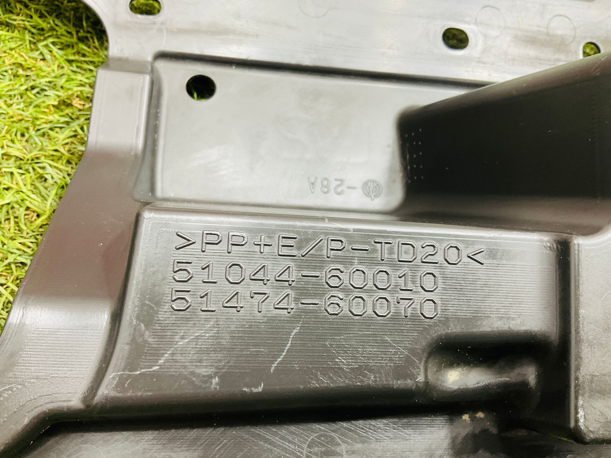 https://ycs.partsauto.market/partsauto-images/thmbs/userImages/h353NjtZg3VDP19b5HMt7LlpbQ93/part/298f96b4-81ef-4fd7-a199-cf6f2daf5395_1779804659568.jpg